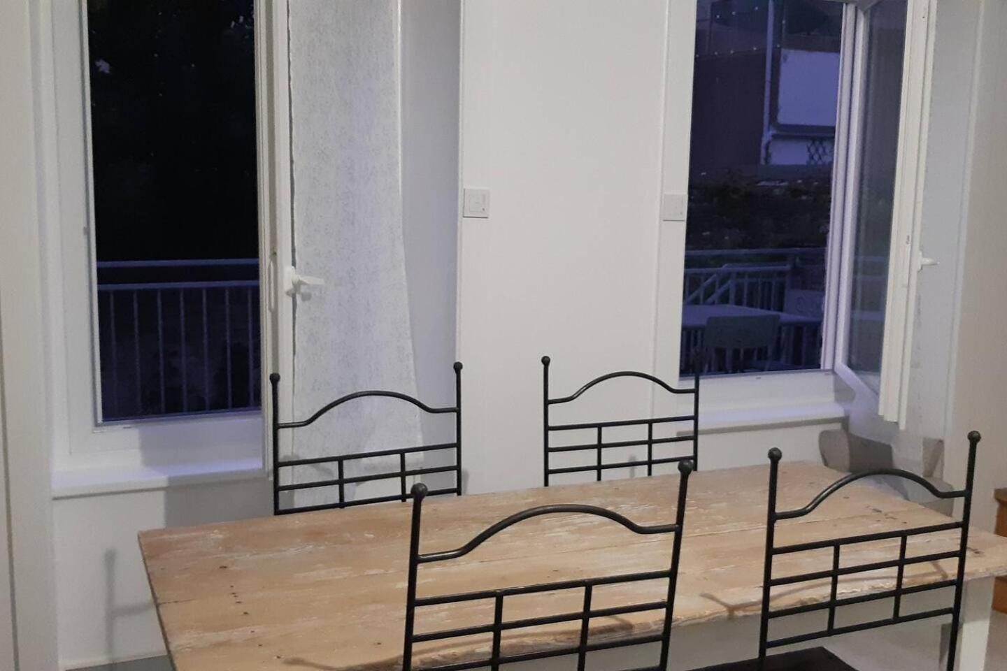 CHE F3 gauche Terrasse jardin barbecue hypercentre wifi view 5