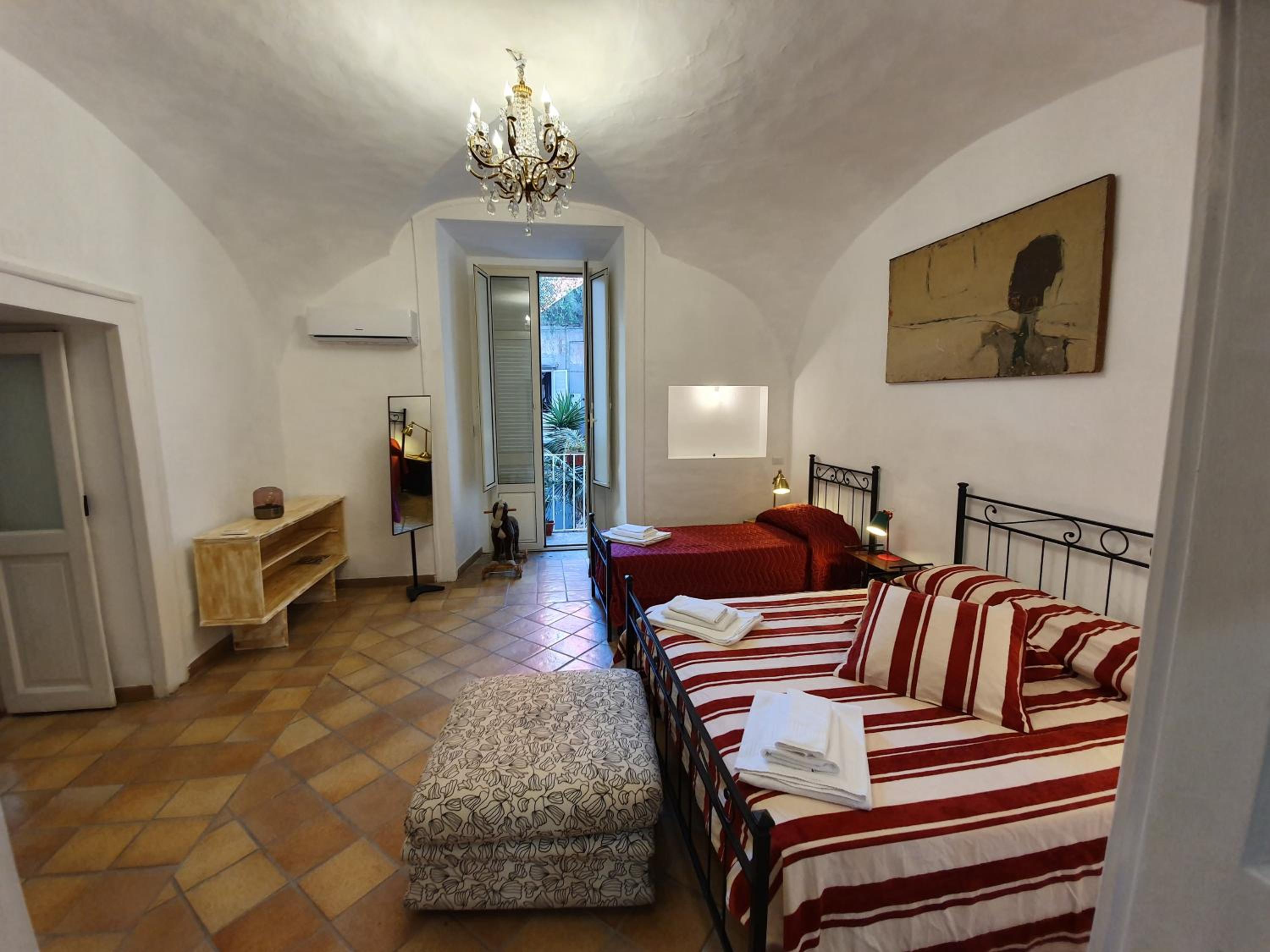The Spanish Palace, Suites, Rooms, Apartments & Terraces