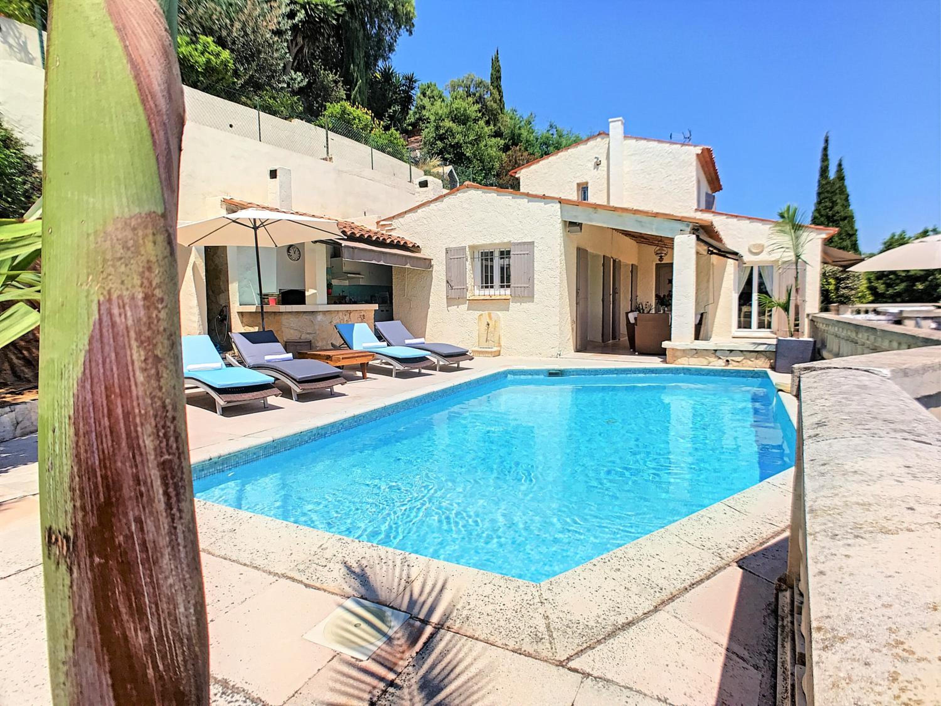 3 Bedrooms Villa near Cannes - Pool & Jacuzzi - Sea View view 4