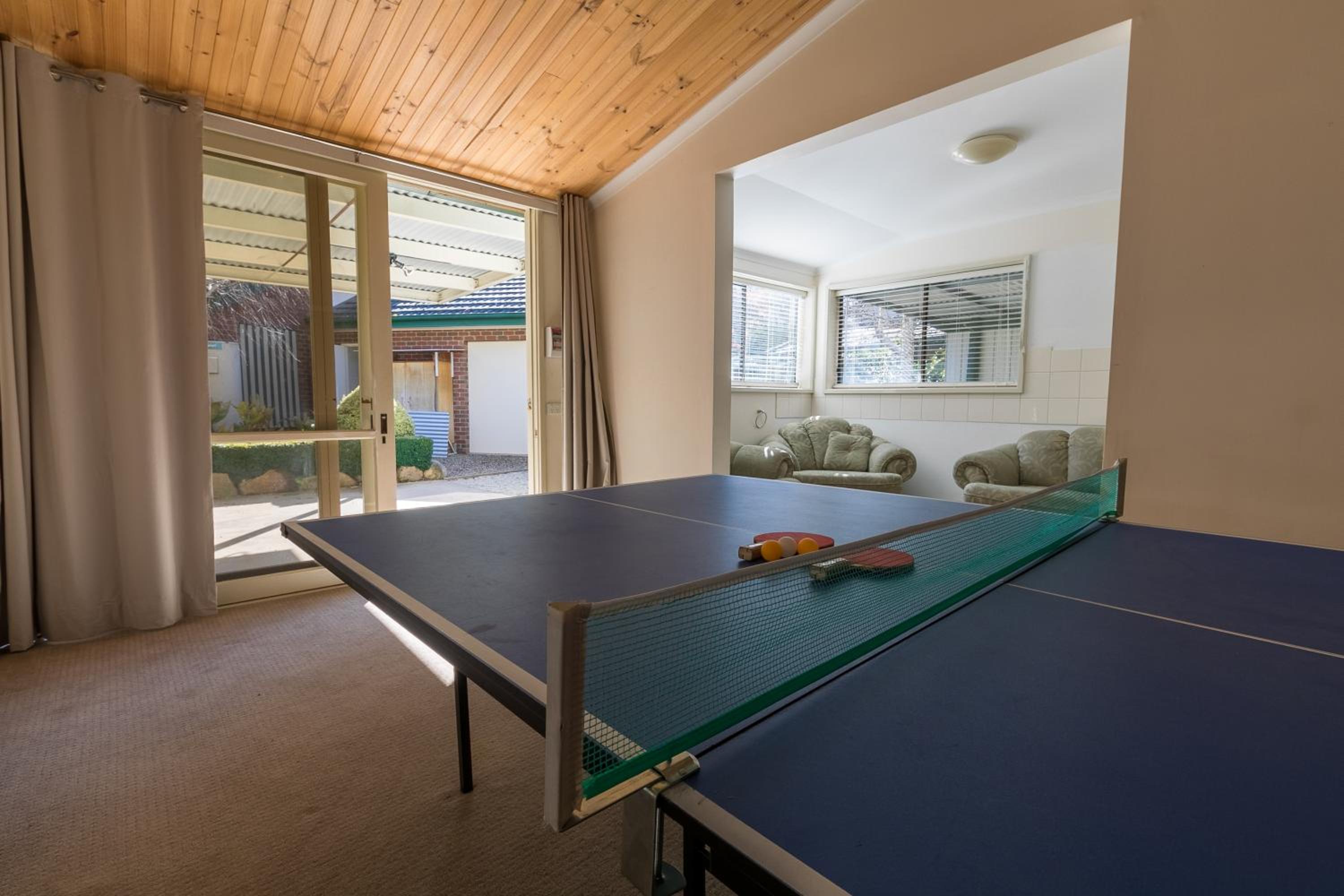 The Birch House - Silver Birches Accommodation Bright