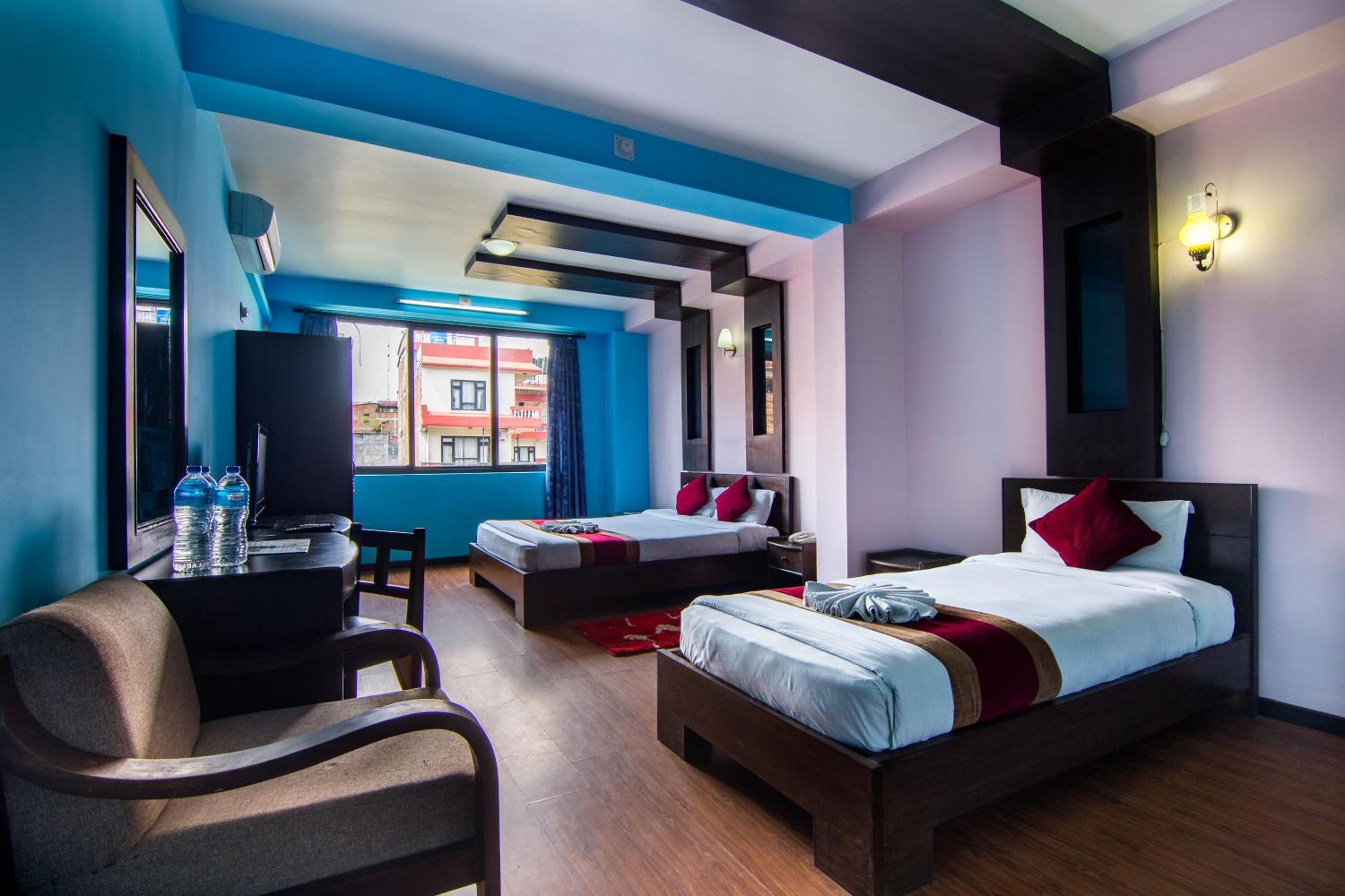 Hotel Family Home
