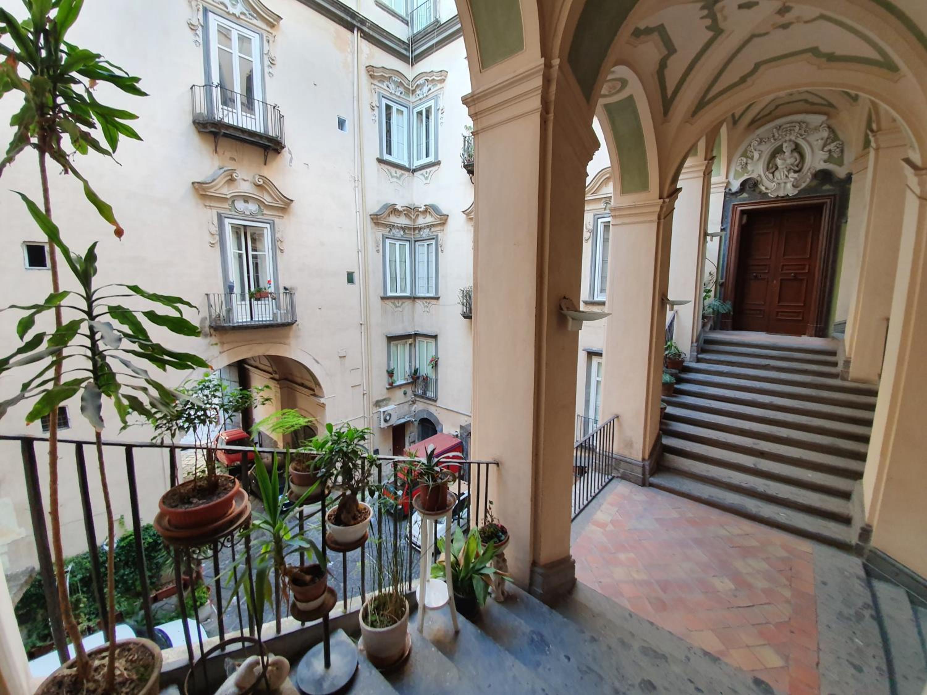 The Spanish Palace, Suites, Rooms, Apartments & Terraces