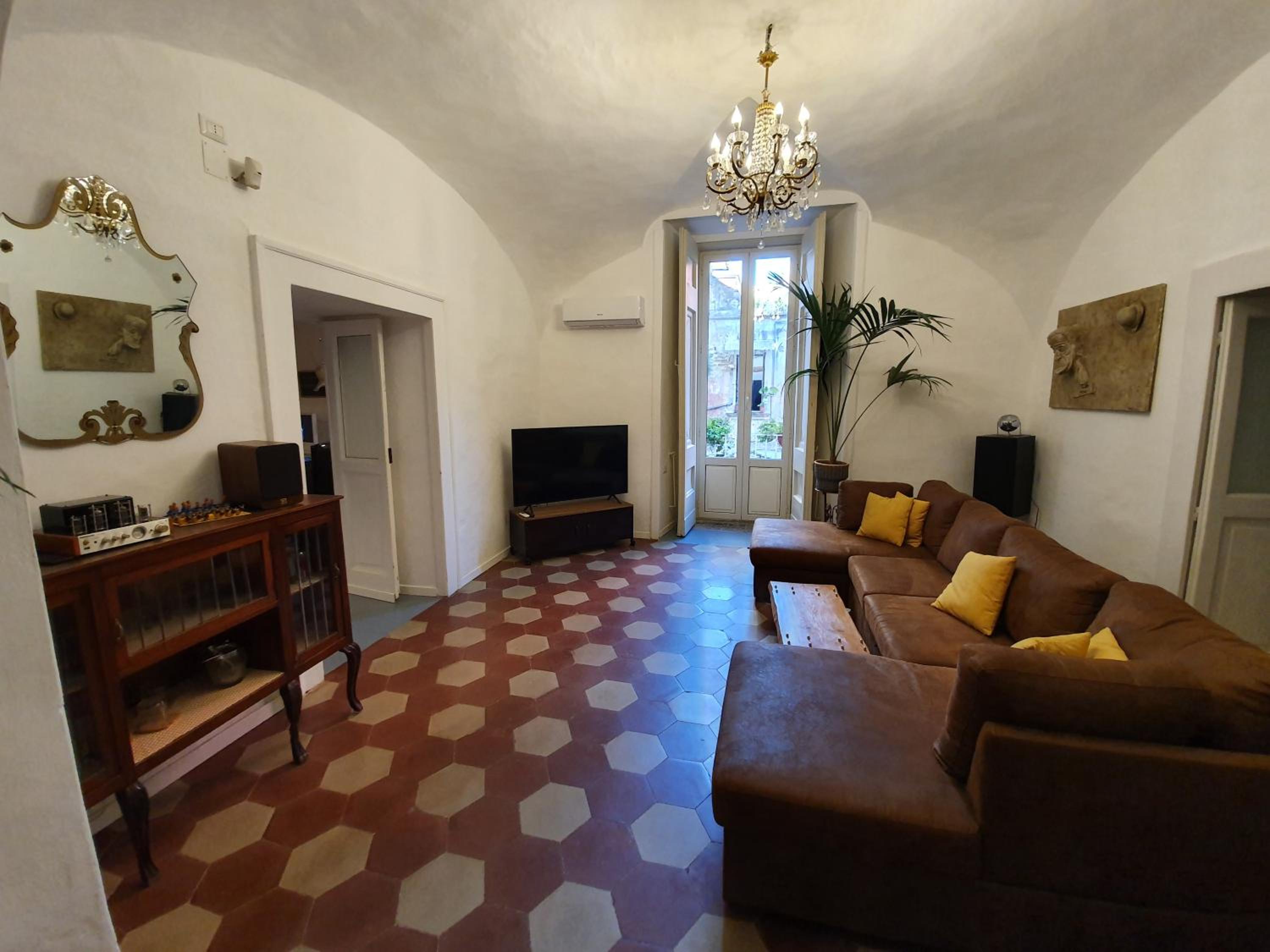 The Spanish Palace, Suites, Rooms, Apartments & Terraces