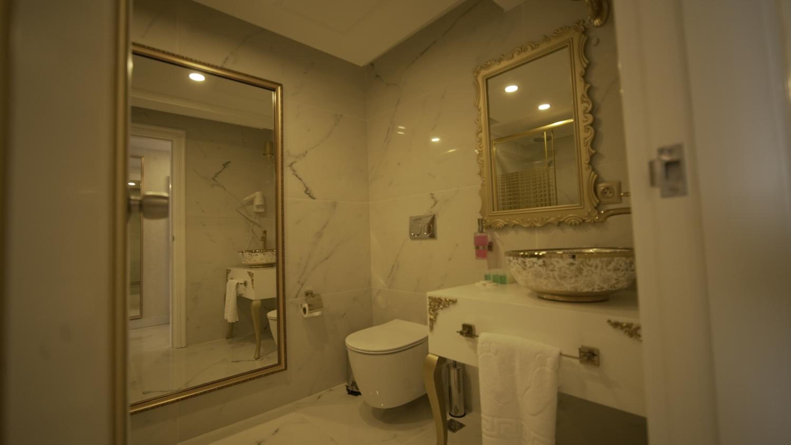 Burj Al İstanbul - Image 117