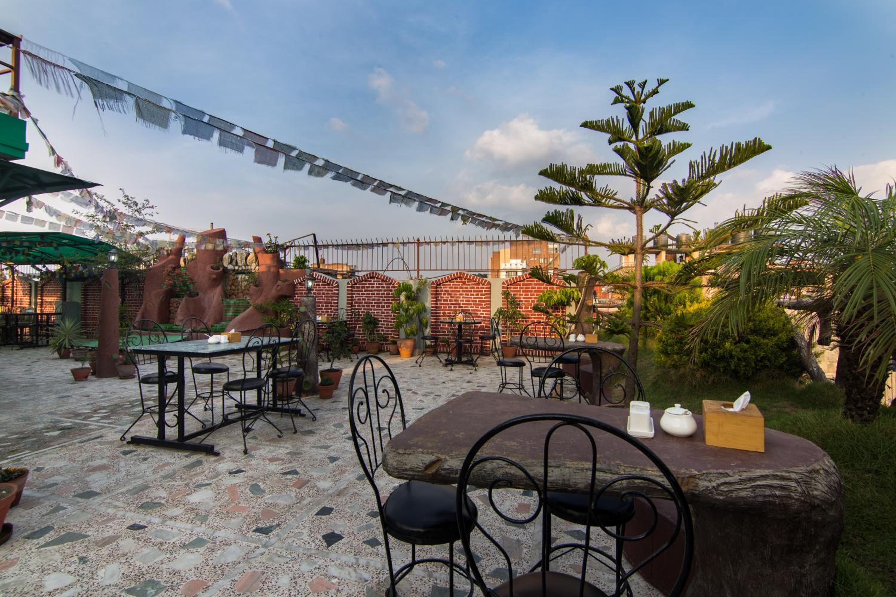 Hotel Family Home
