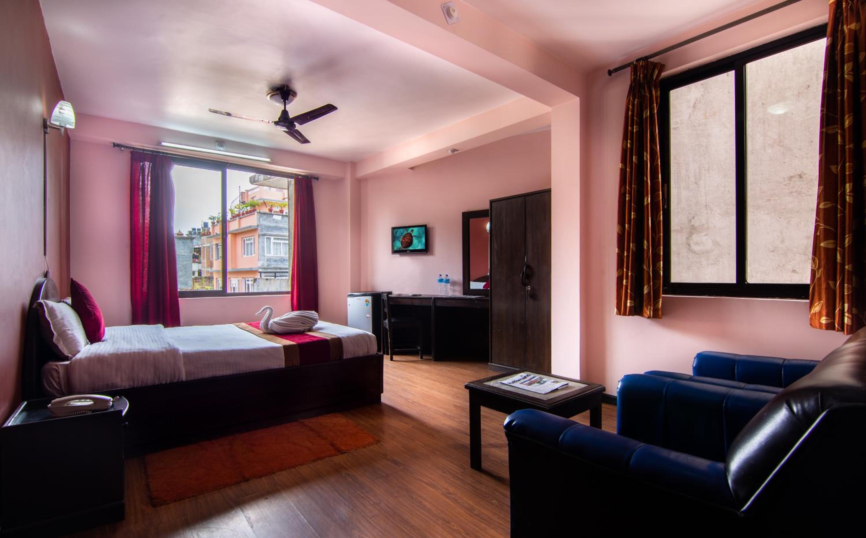 Hotel Family Home