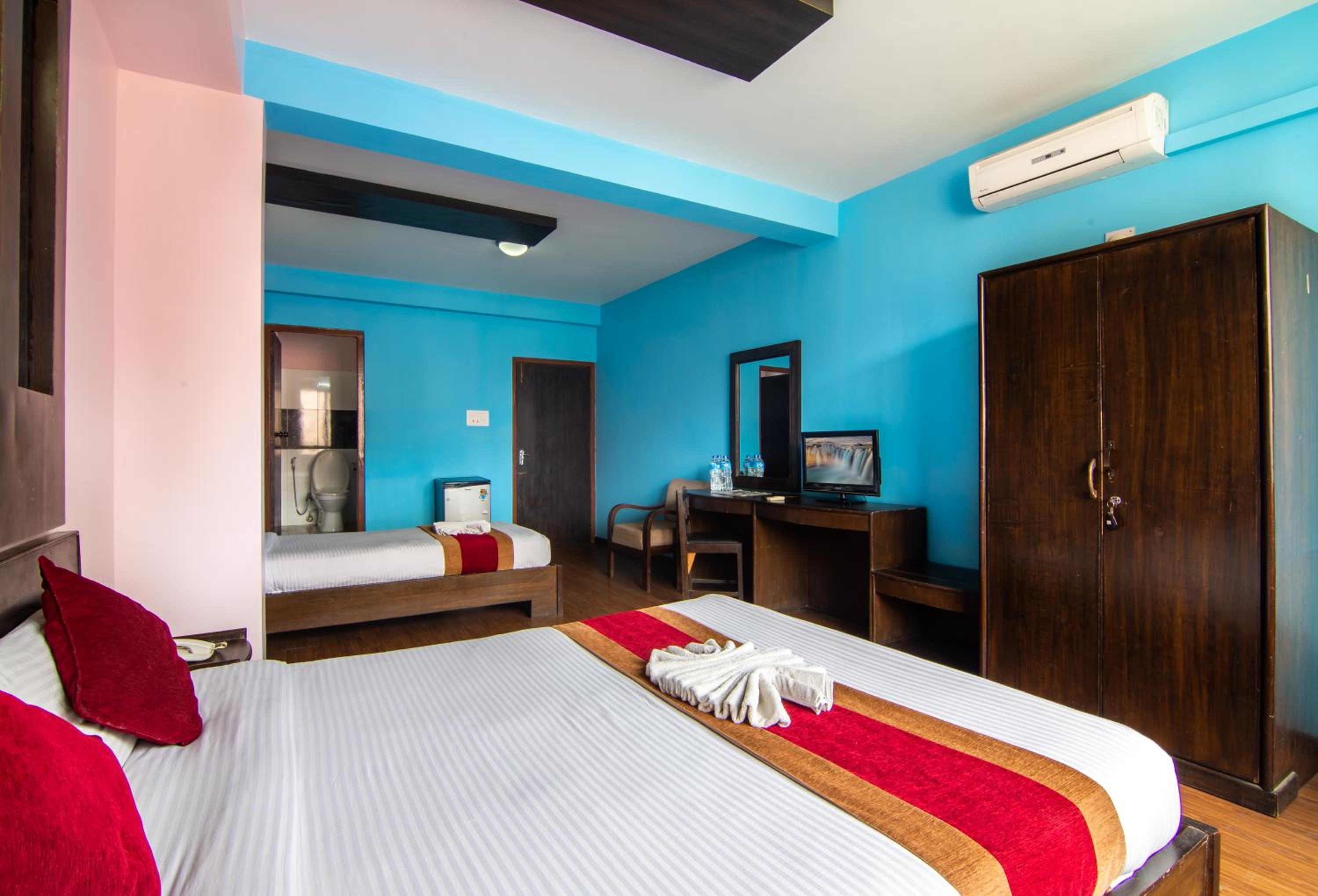 Hotel Family Home