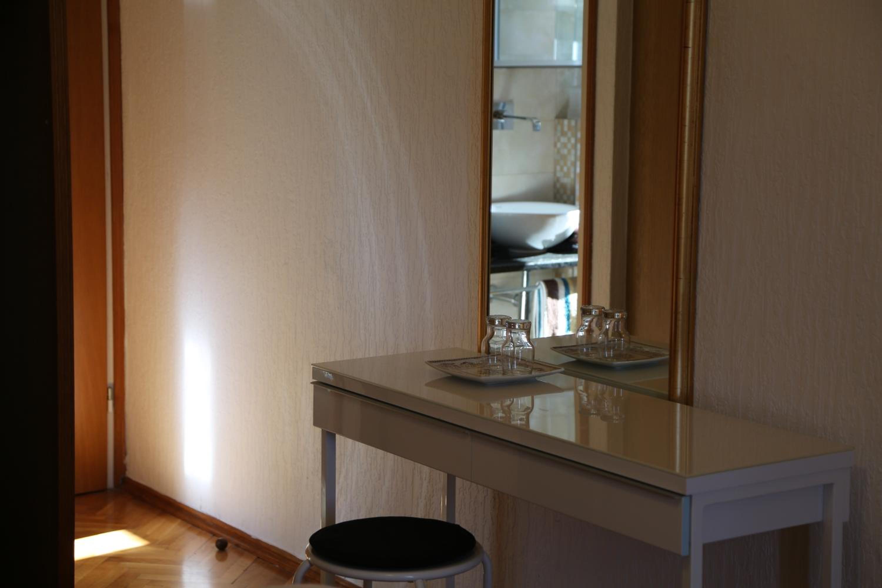 Photo 52