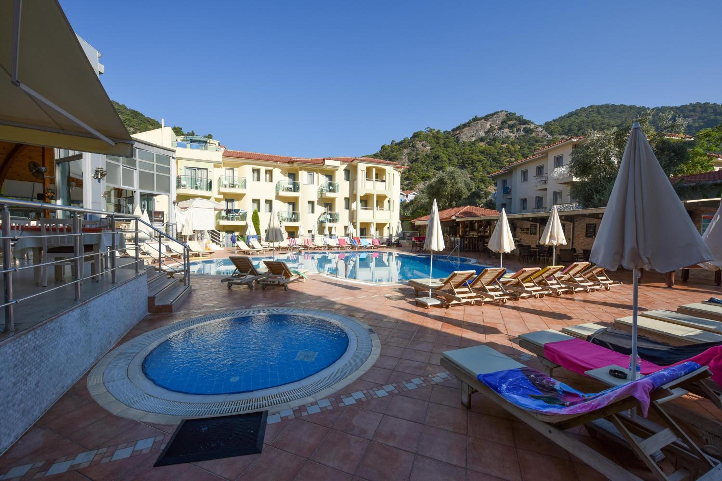 Belcehan Hotel