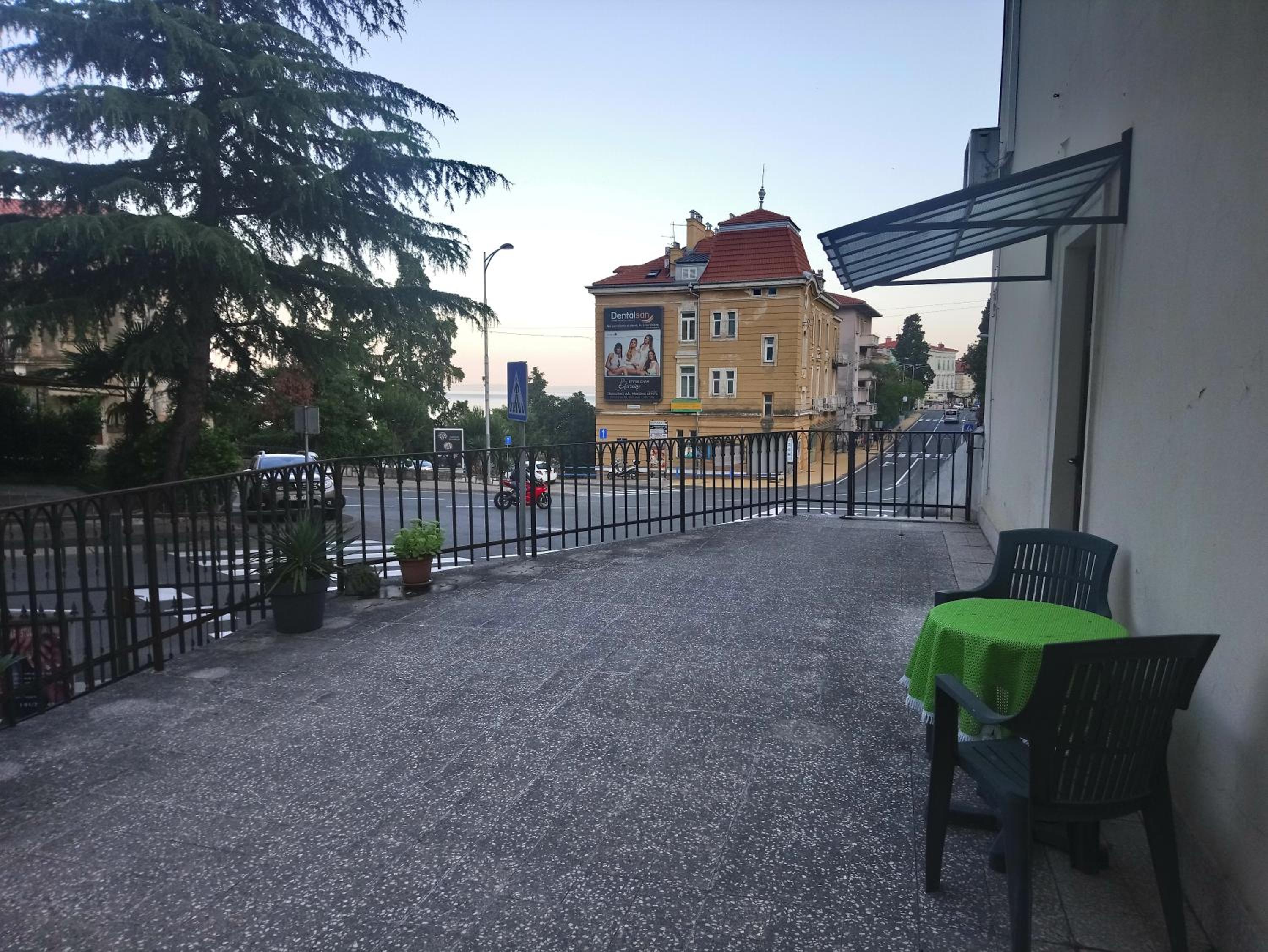 Central Studio Apartment Agatha