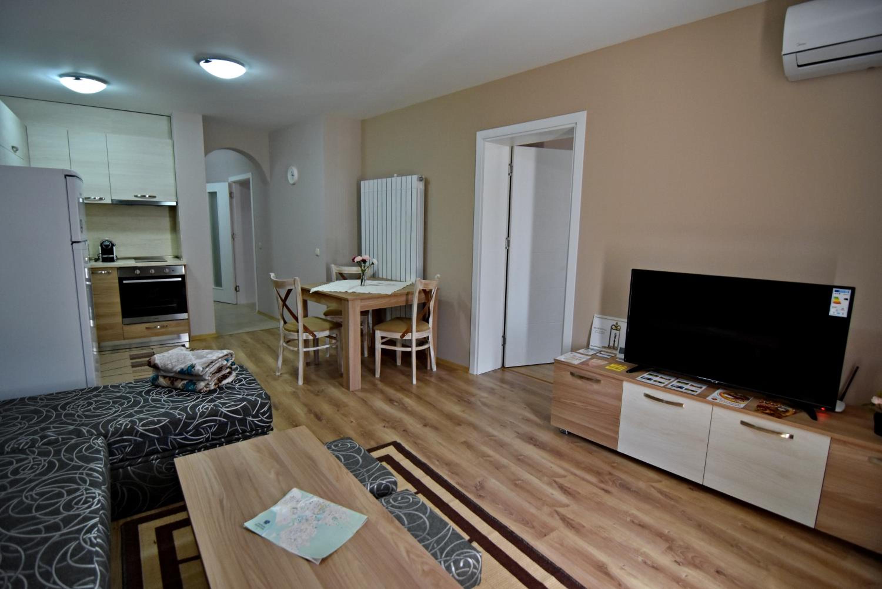 City Apartments view 3