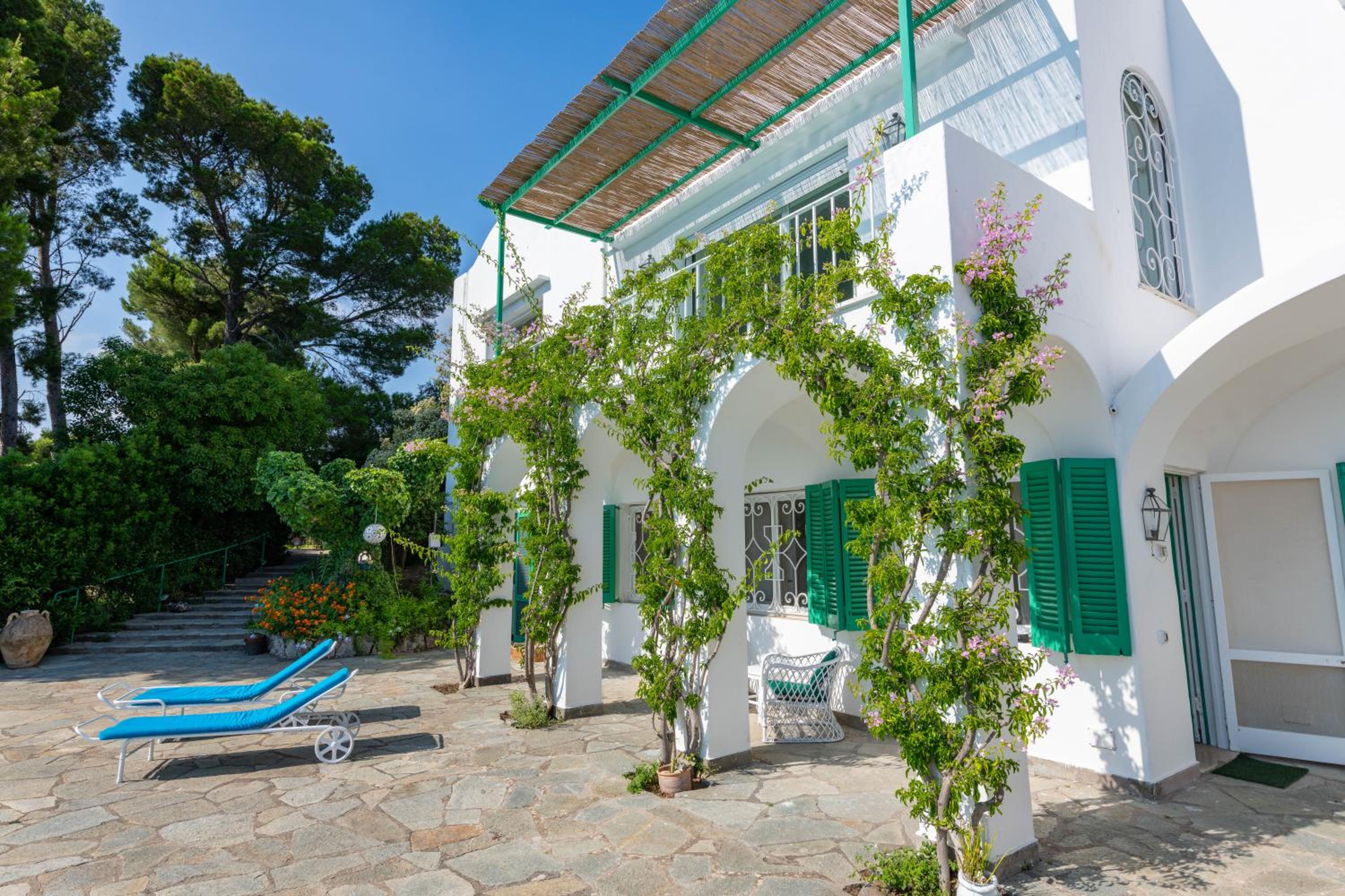 Hotel Il Carrubo Capri - Image 1