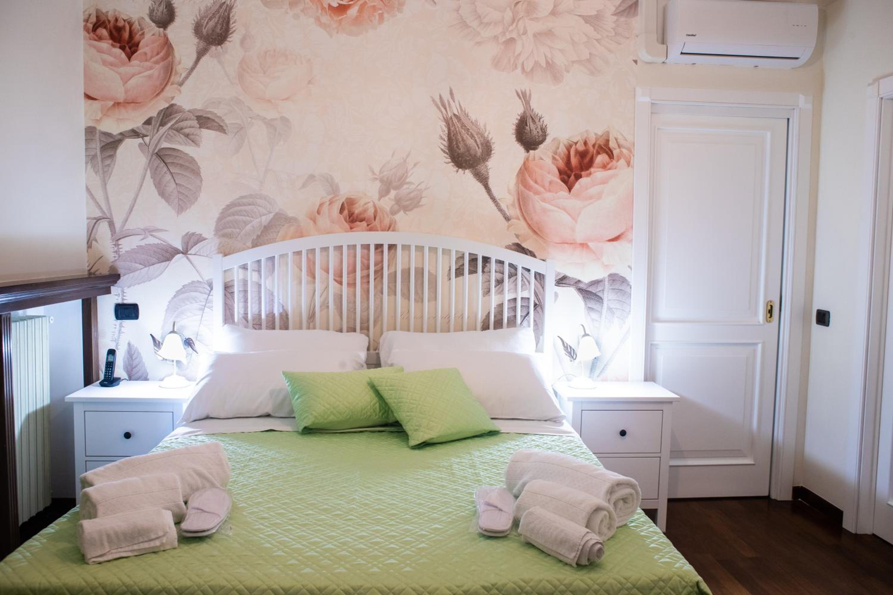 Bed Boutique Napoli Colors