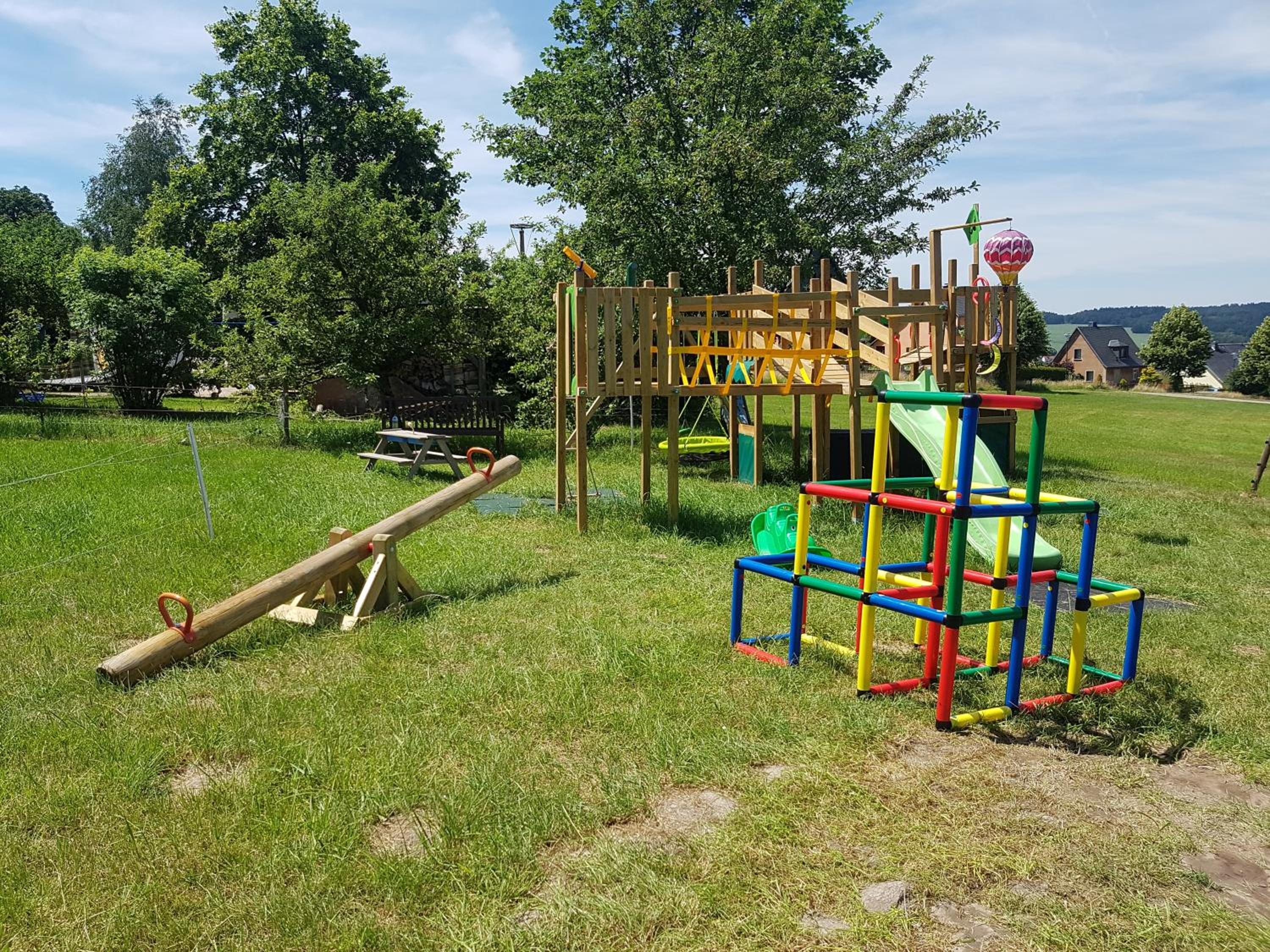 Ferienwohnung Nähe Dresden mit Pool & Spielplatz - FeWo 