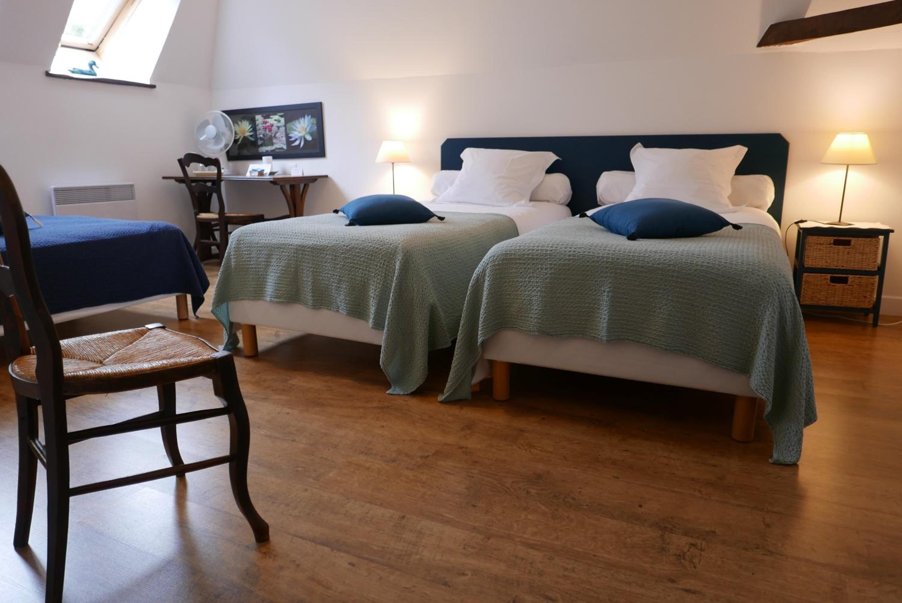Les Chambres du Moulin view 2