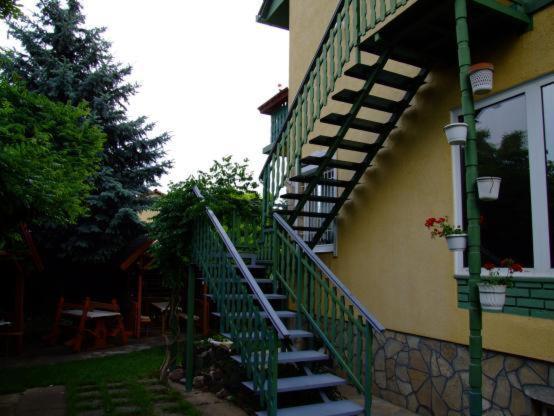 Photo 37