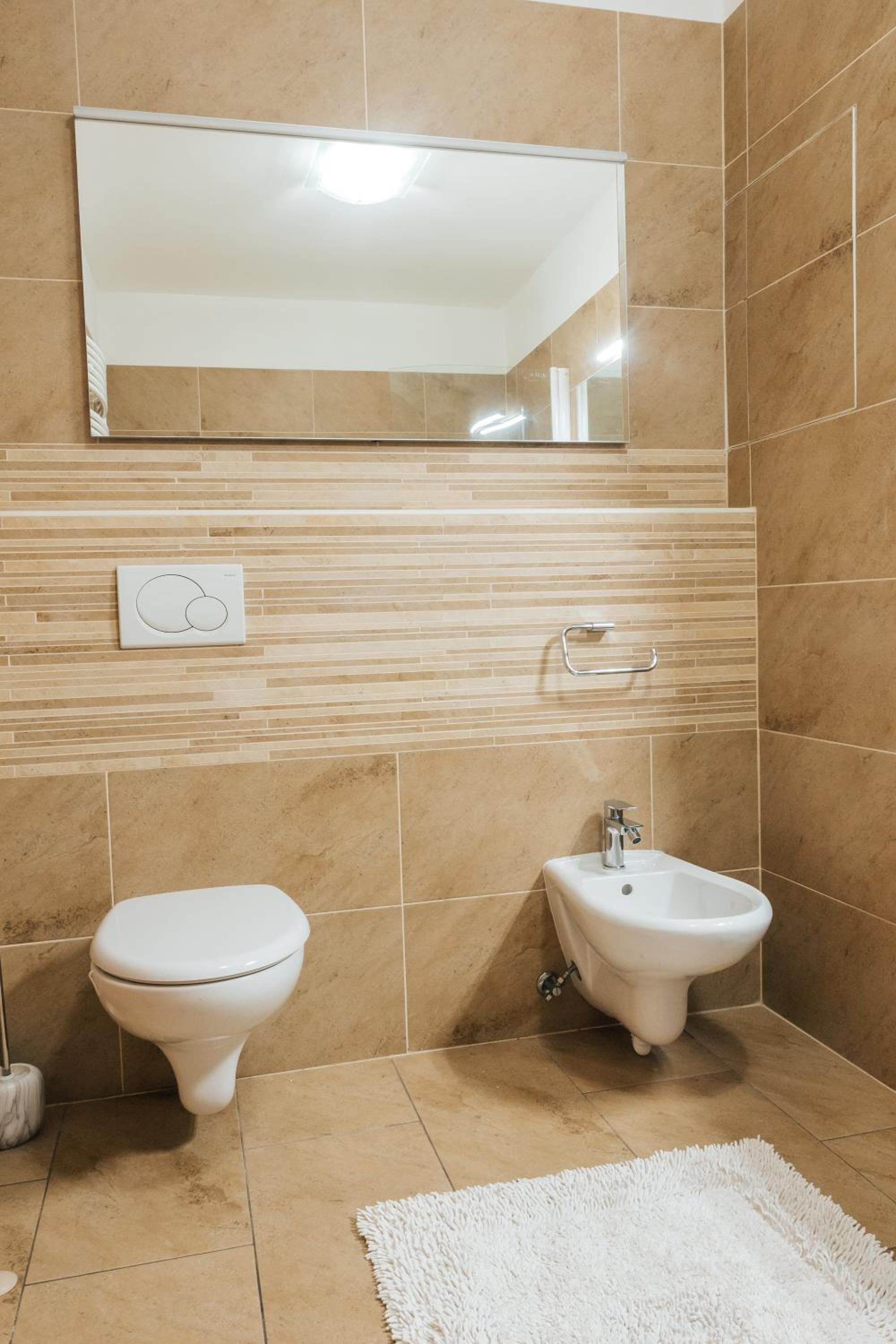 Nobless Apartment Brno en Brno — bathroom