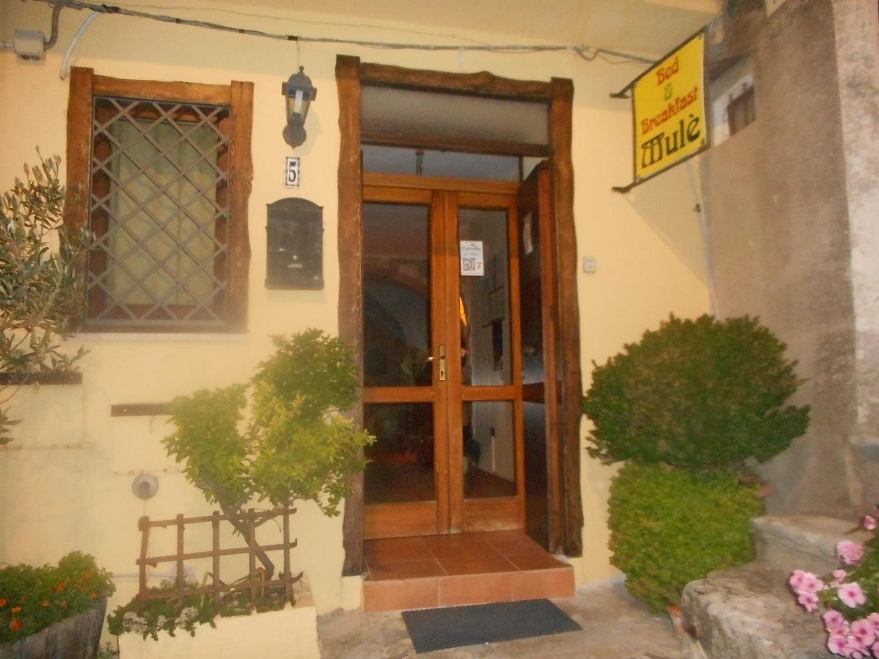 Casa Mulè view 2