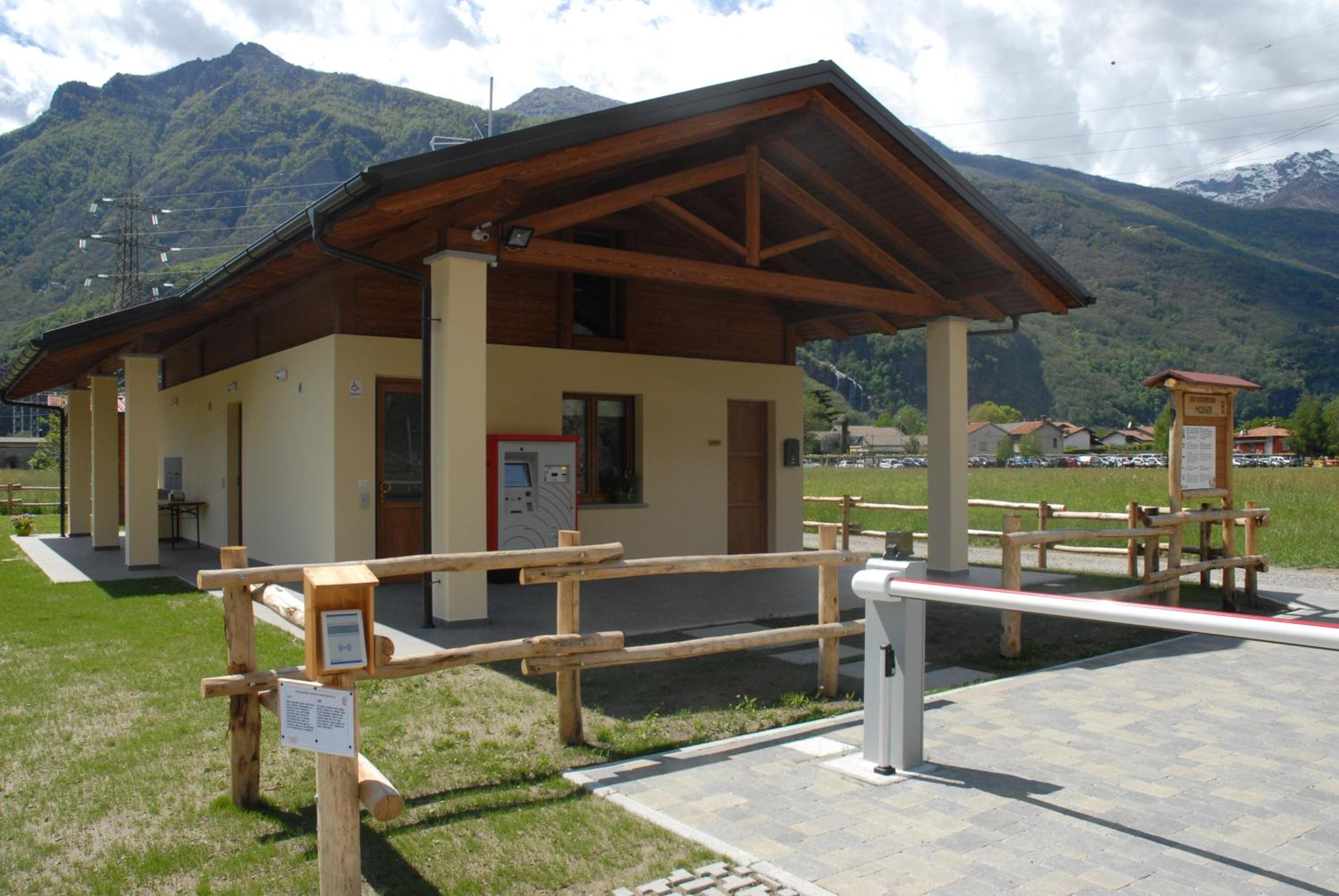 Photo 9