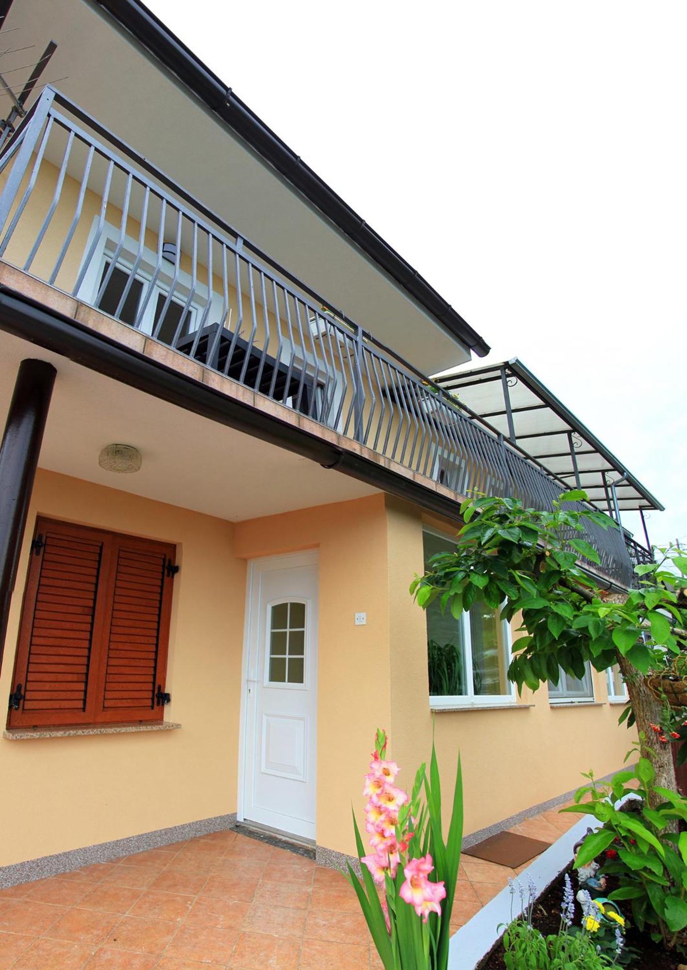 Hotel Apartmani Donata - Image 1