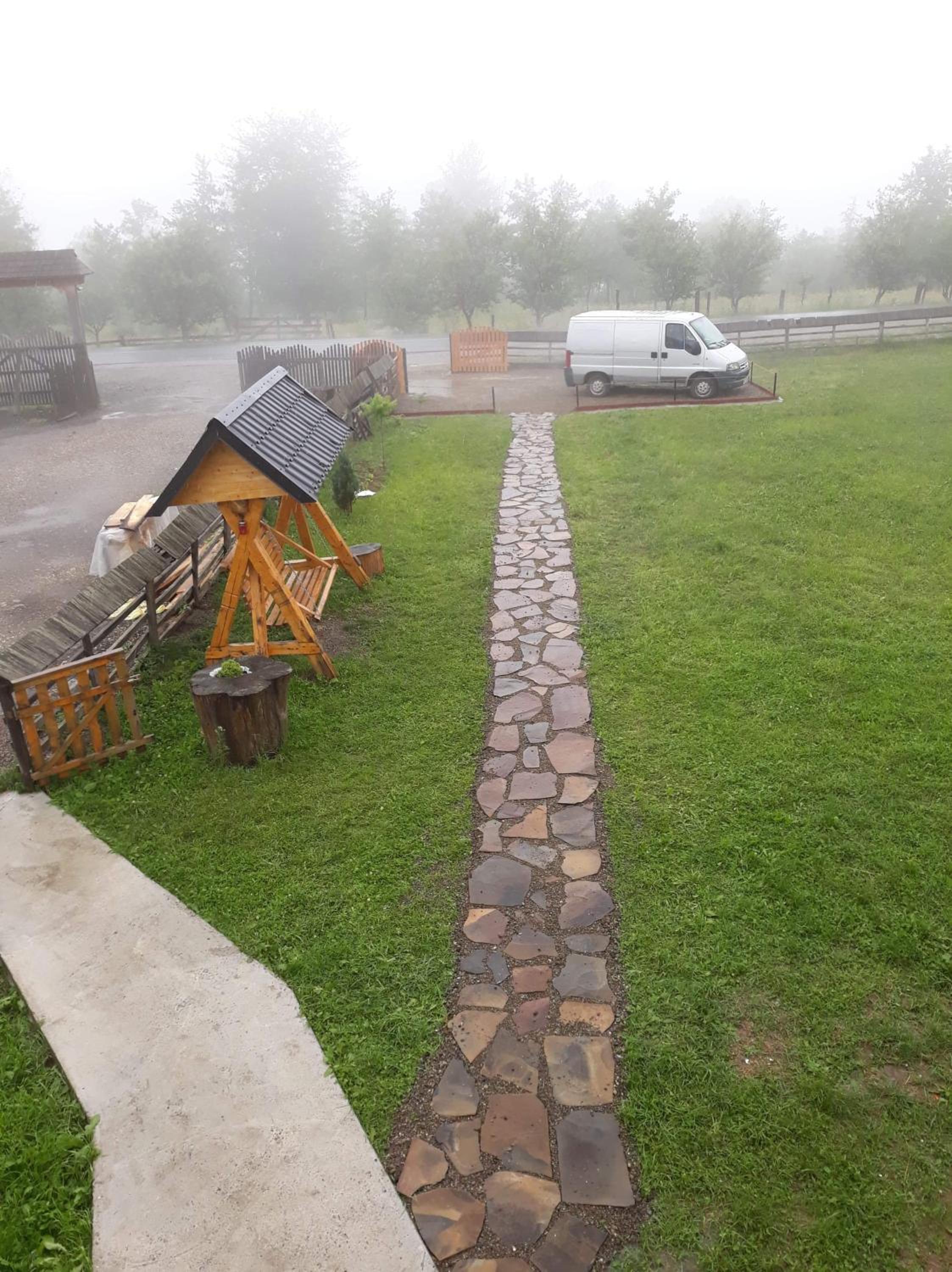 Photo 25