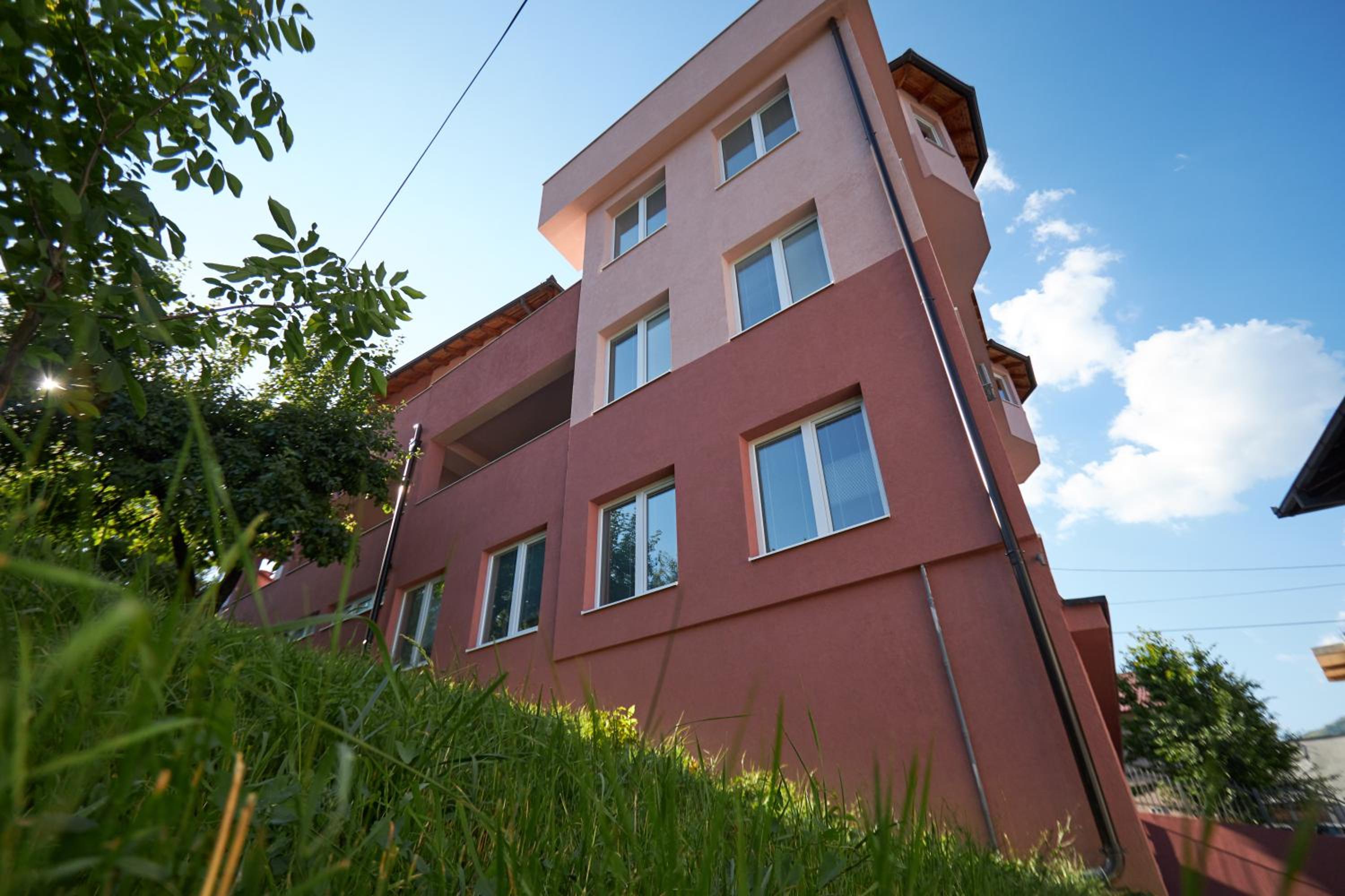 Urban Family Apartments view 3