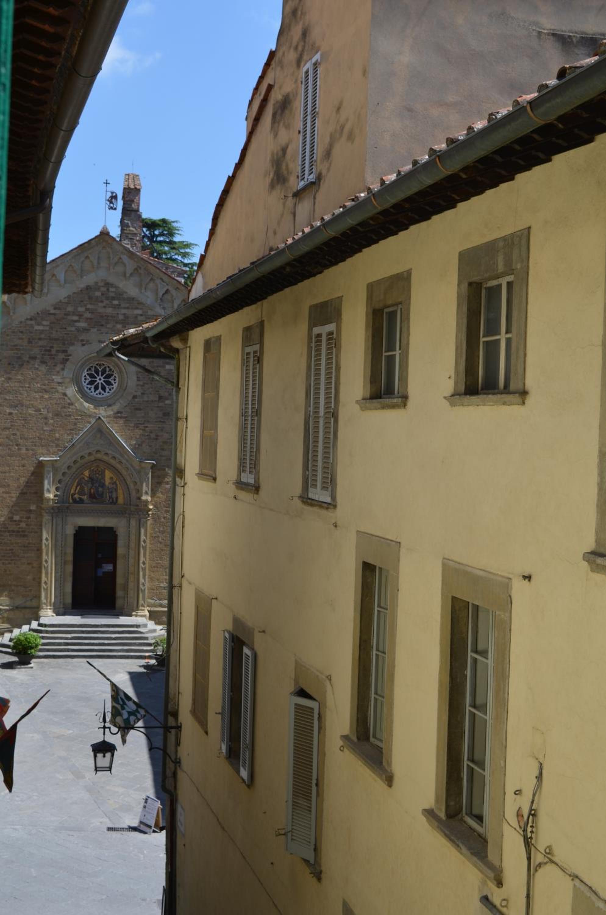 Photo 48