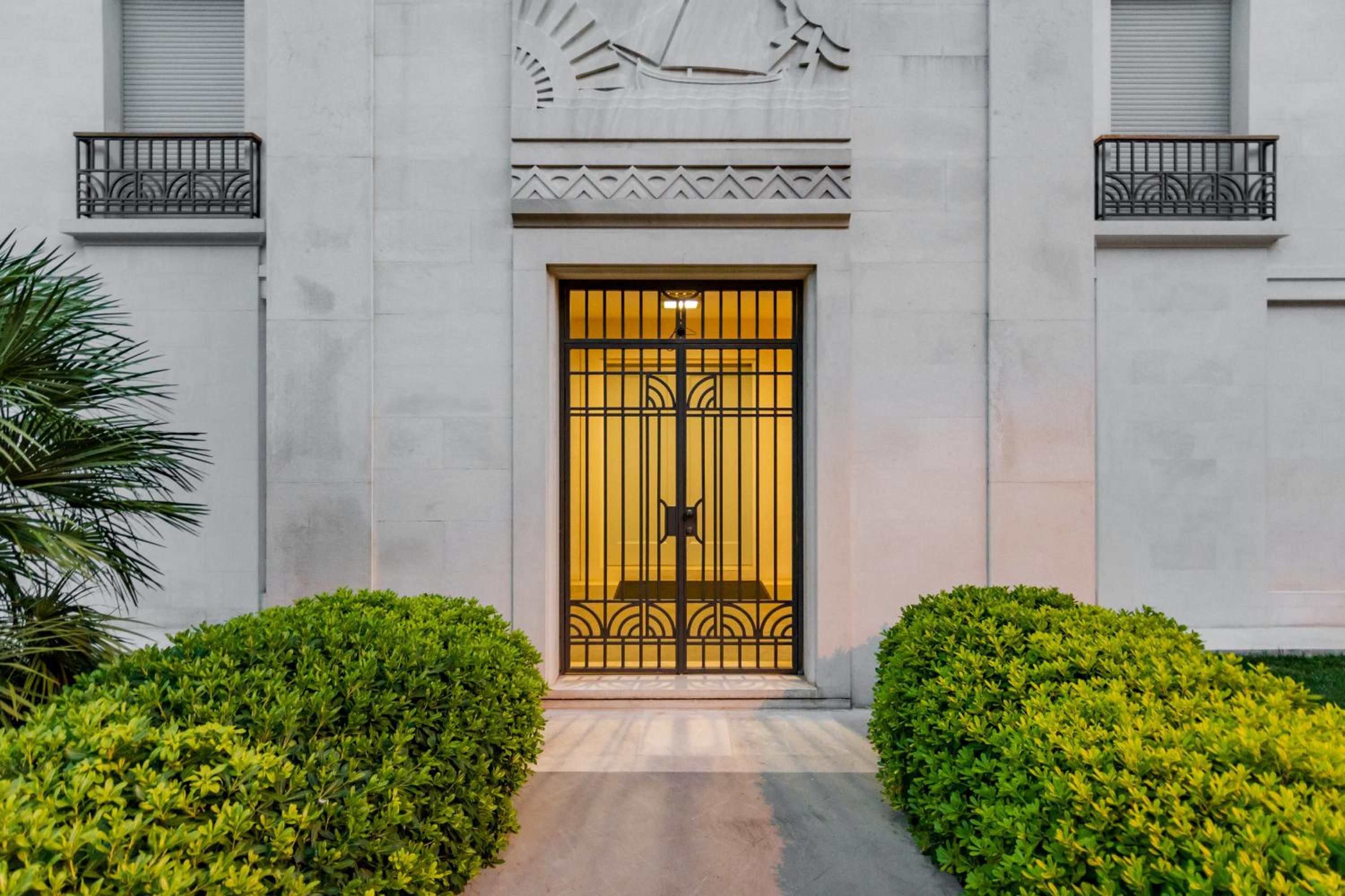 Hotel The Whitestone - Image 1