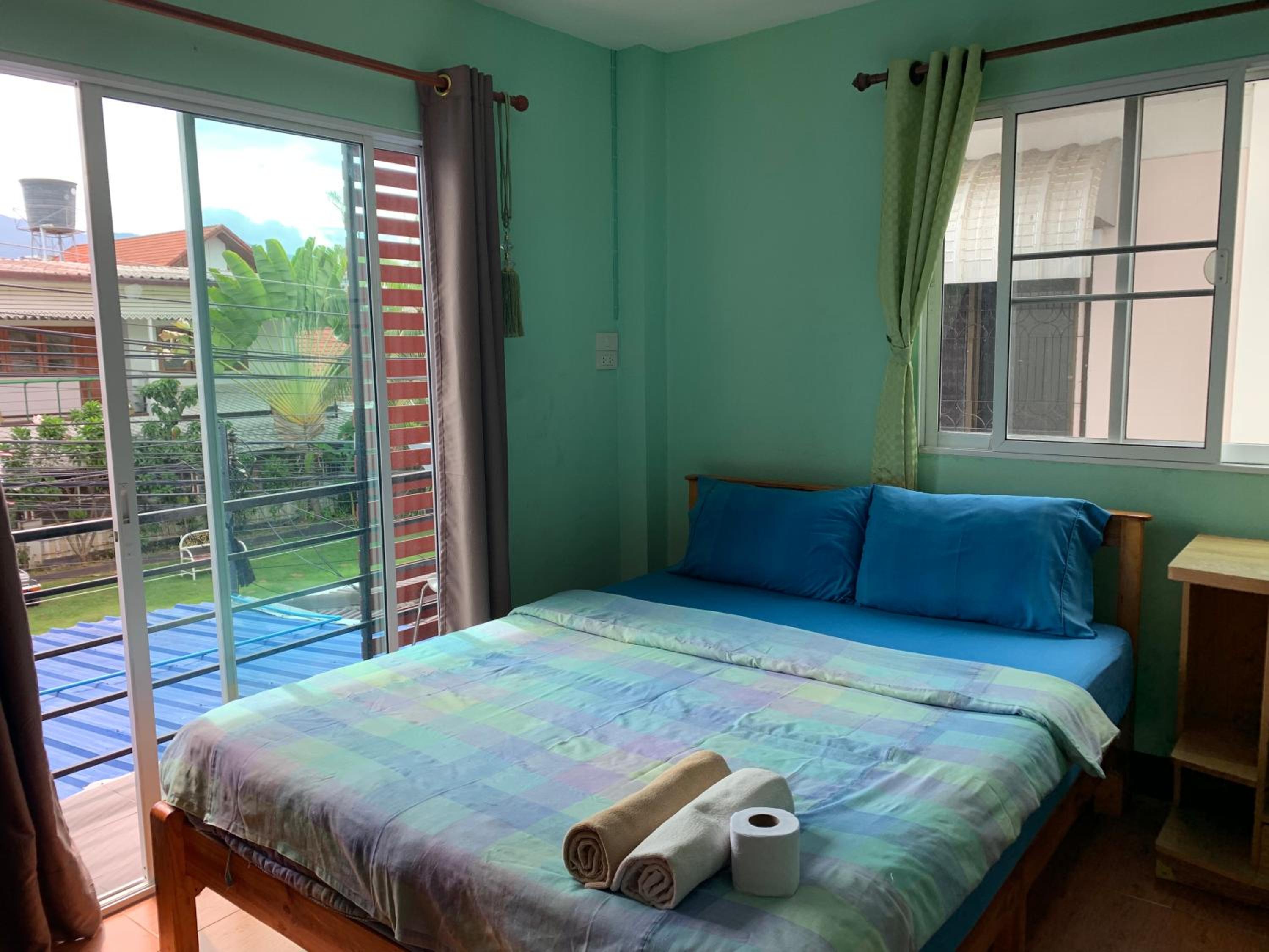 You&Me Hostel