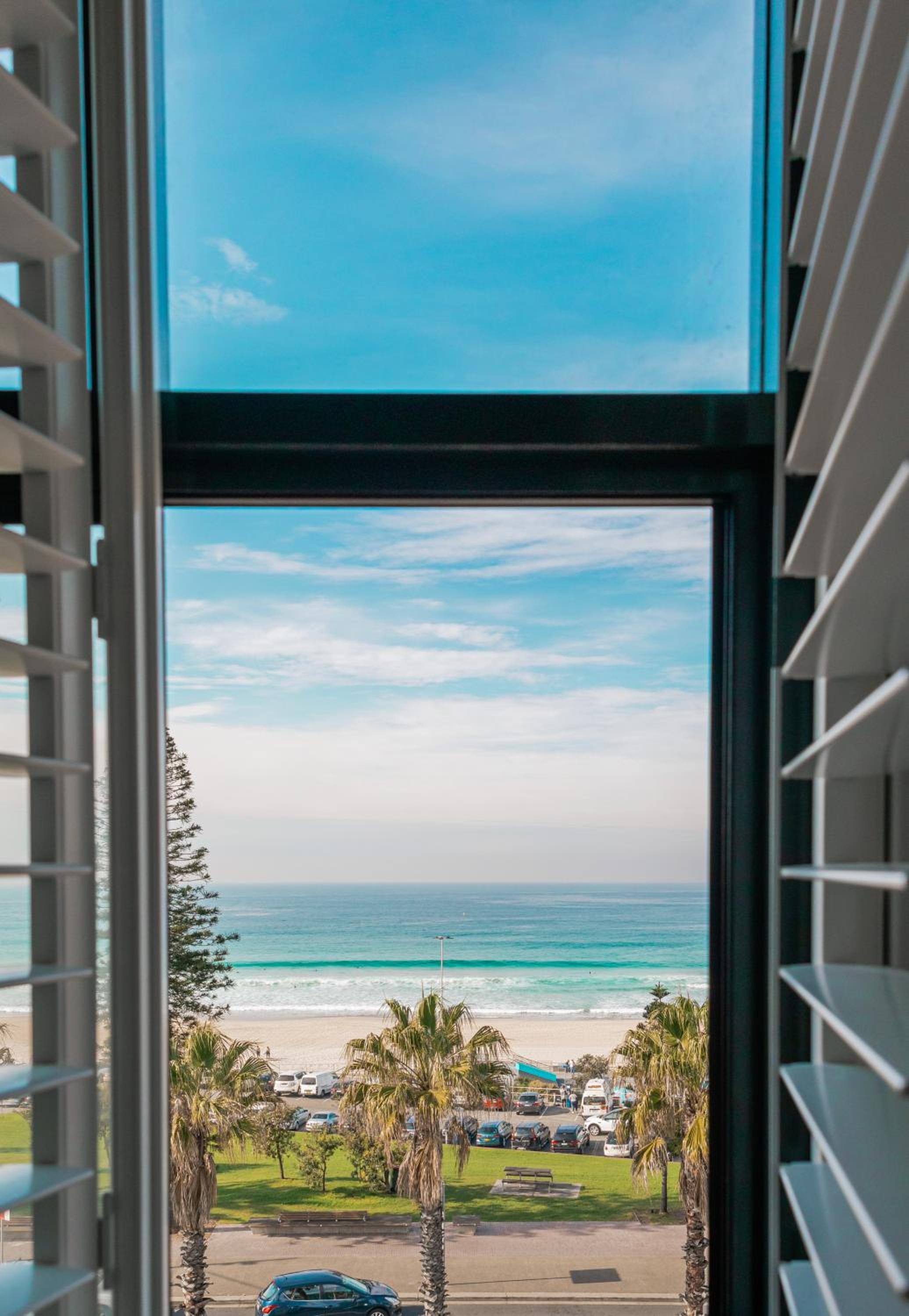 Wake Up! Bondi Beach