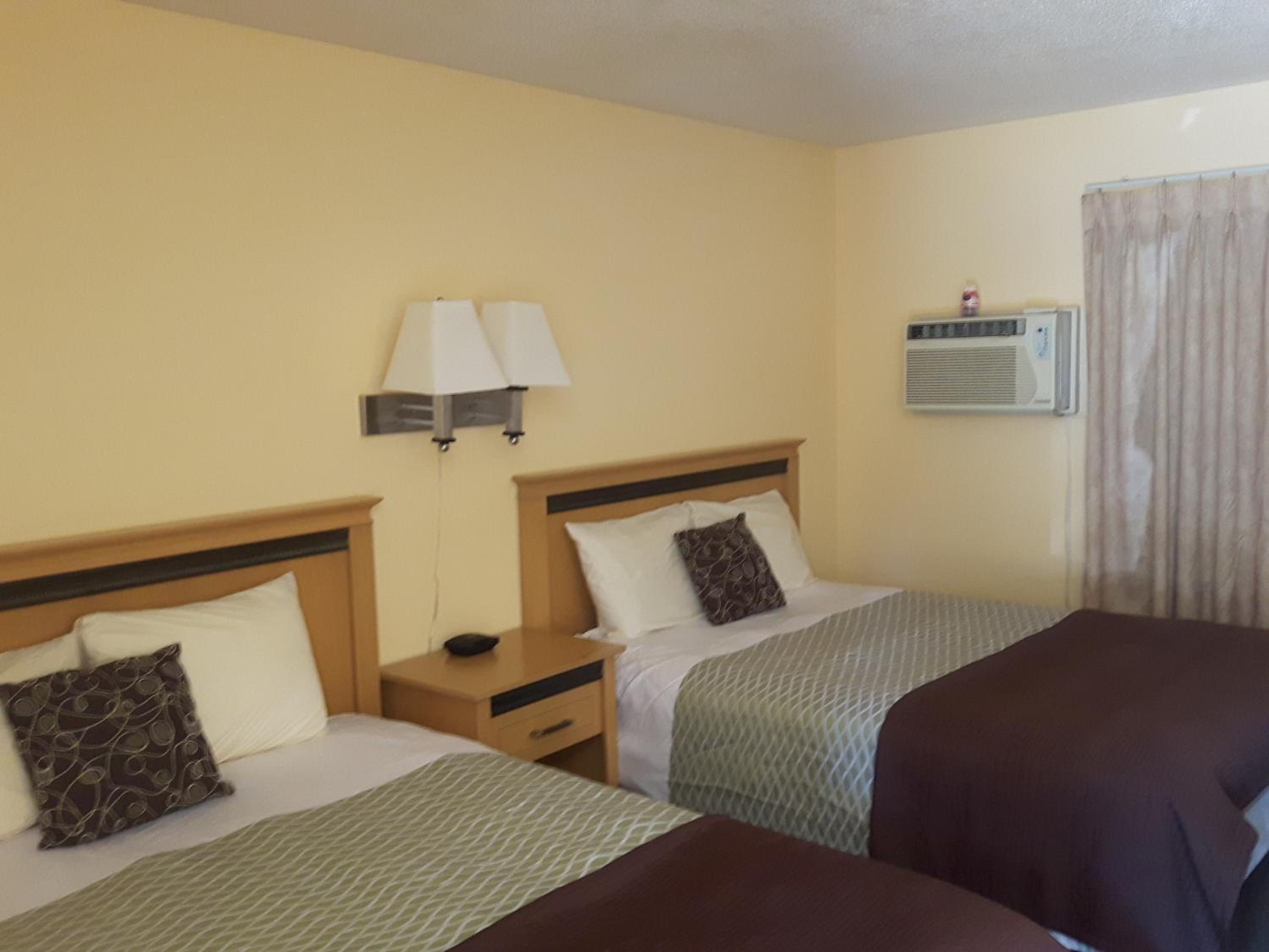 Fuller Lake Chemainus Motel