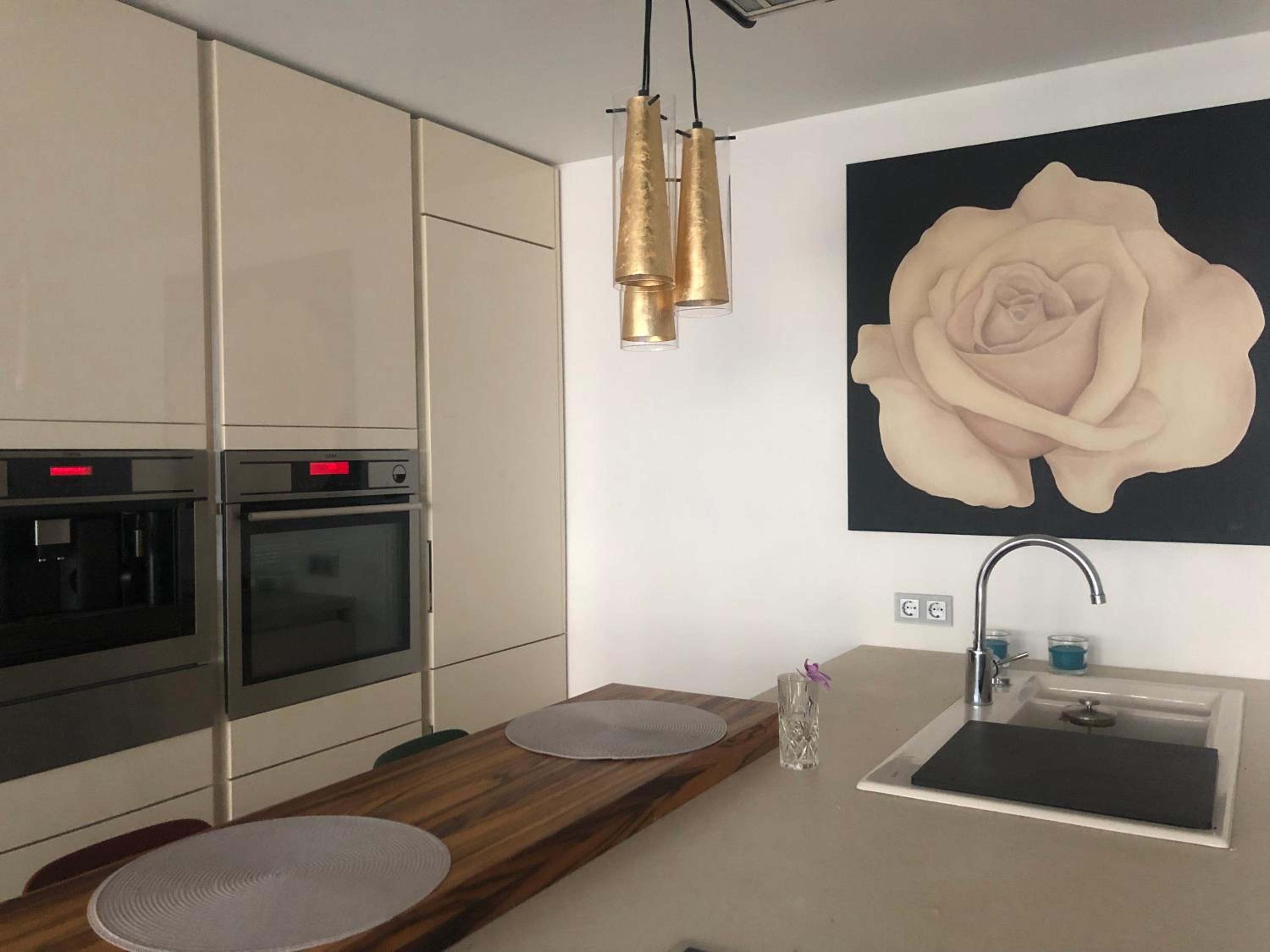 Luxurious 2 Bedroom Apartment Old City