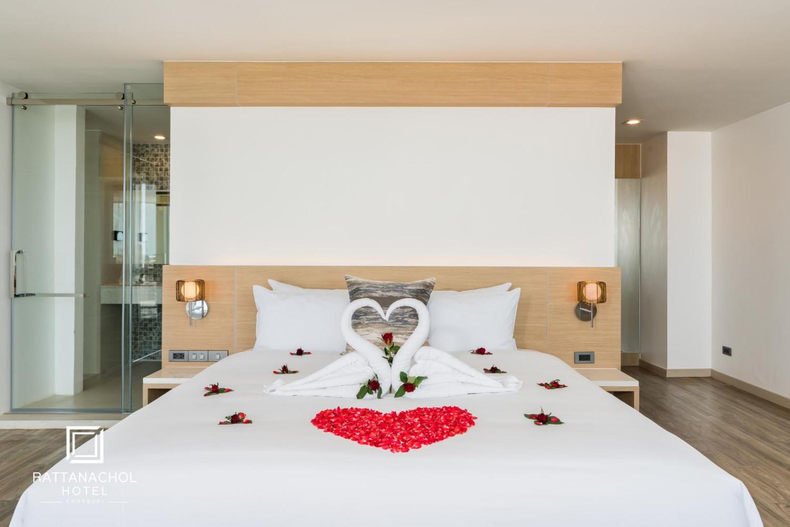 Rattanachol Hotel