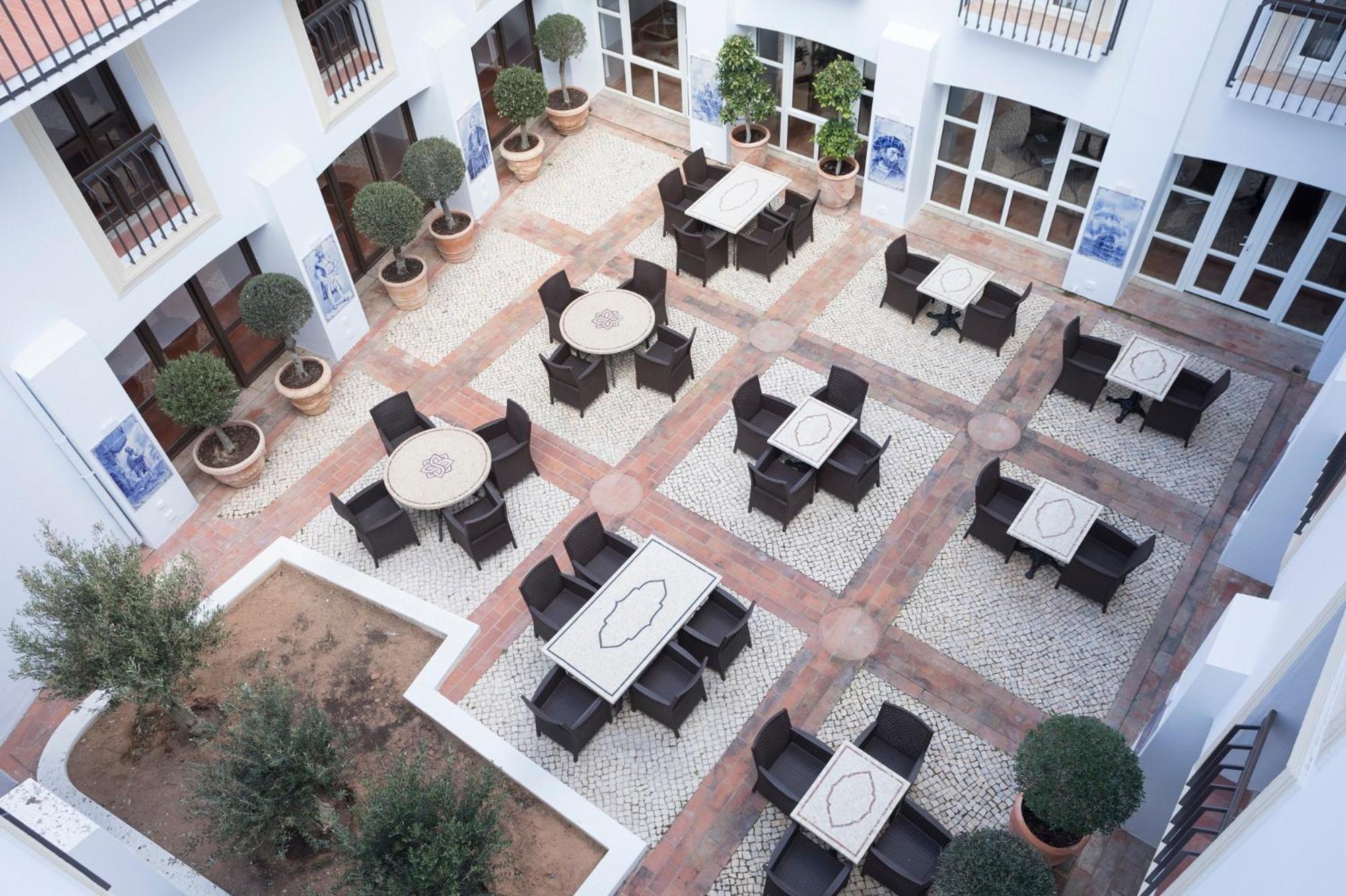 Carvoeiro Vacations - Hotel Carvoeiro Plaza - Property Image 12