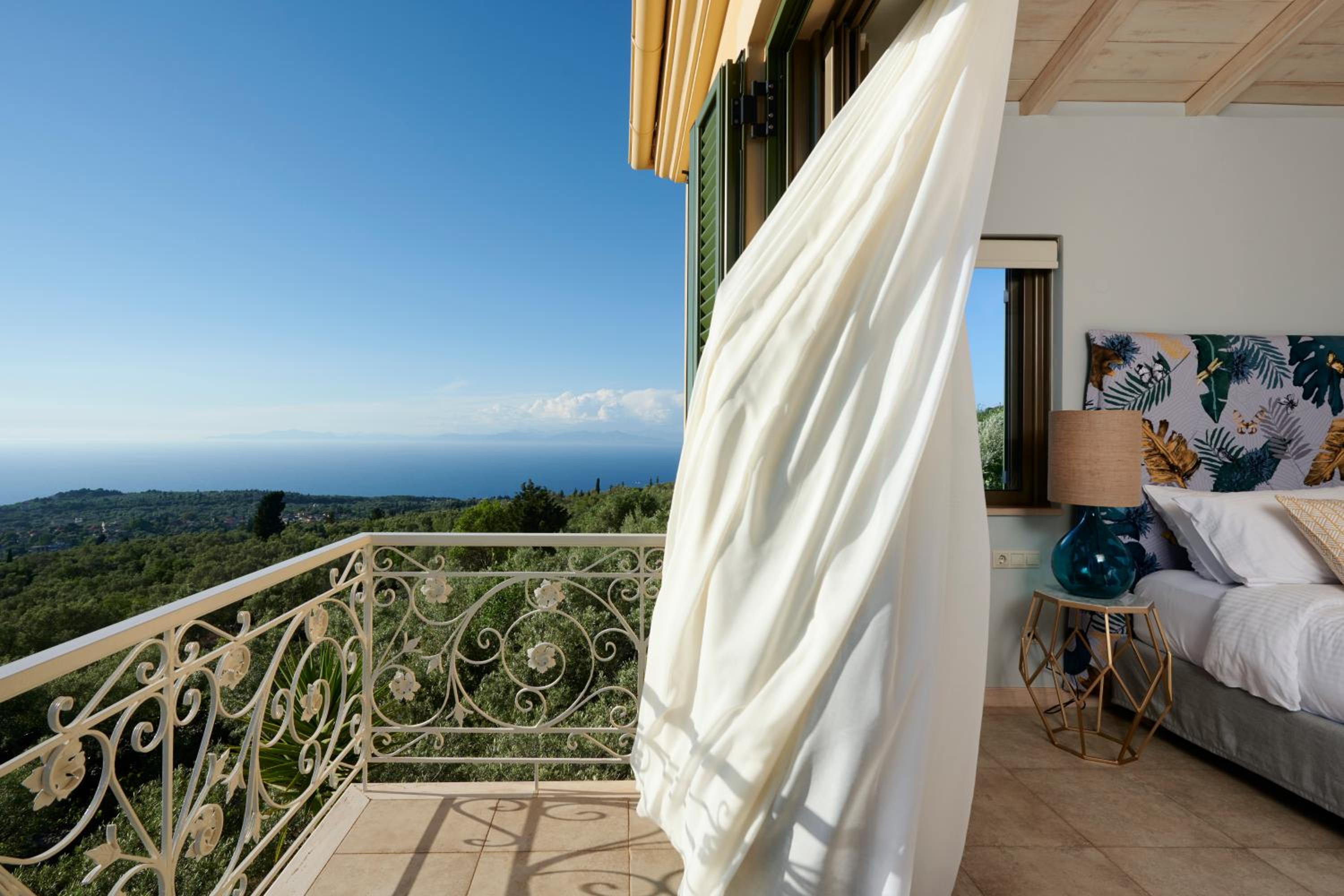 Artblue Villas