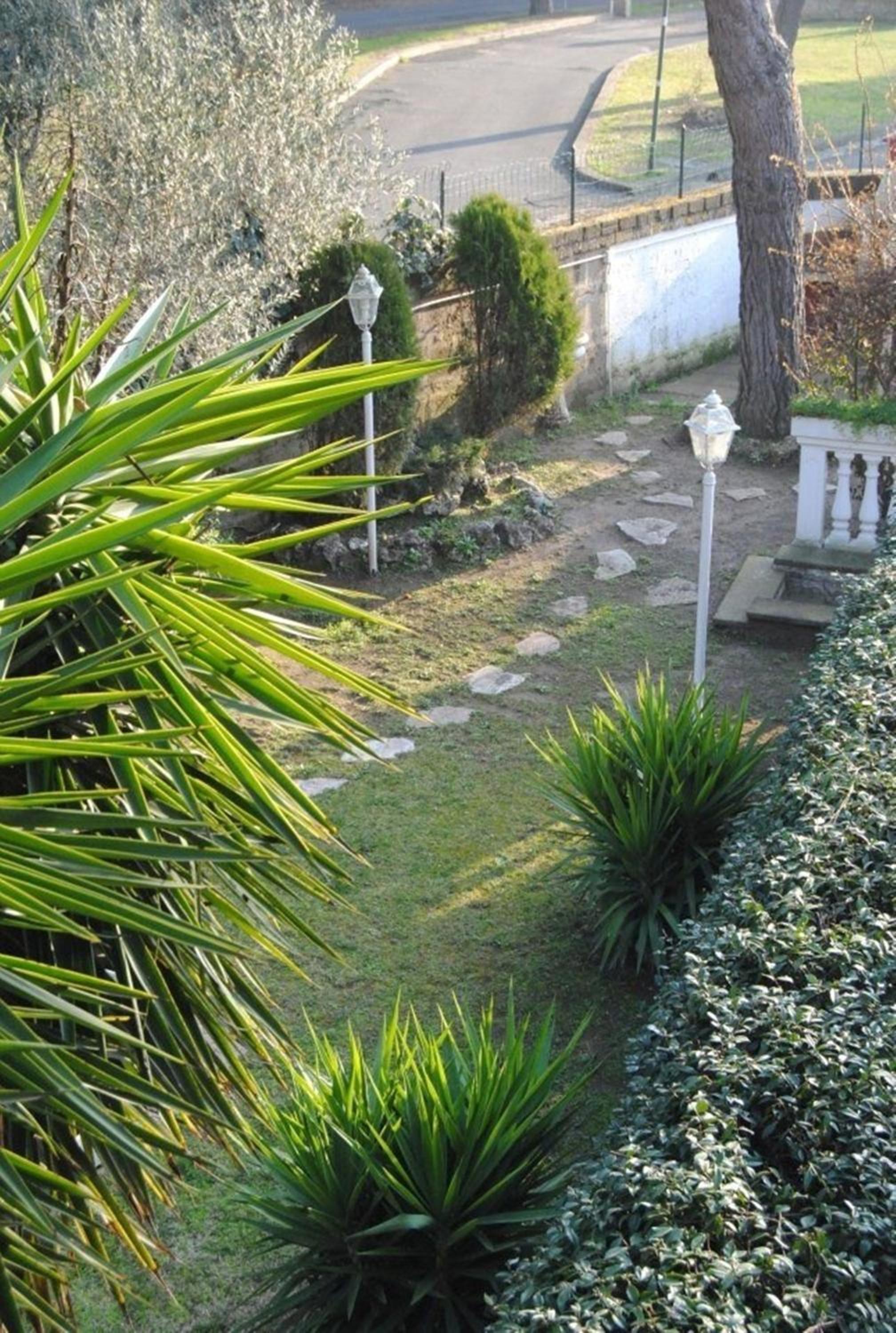 Photo 30
