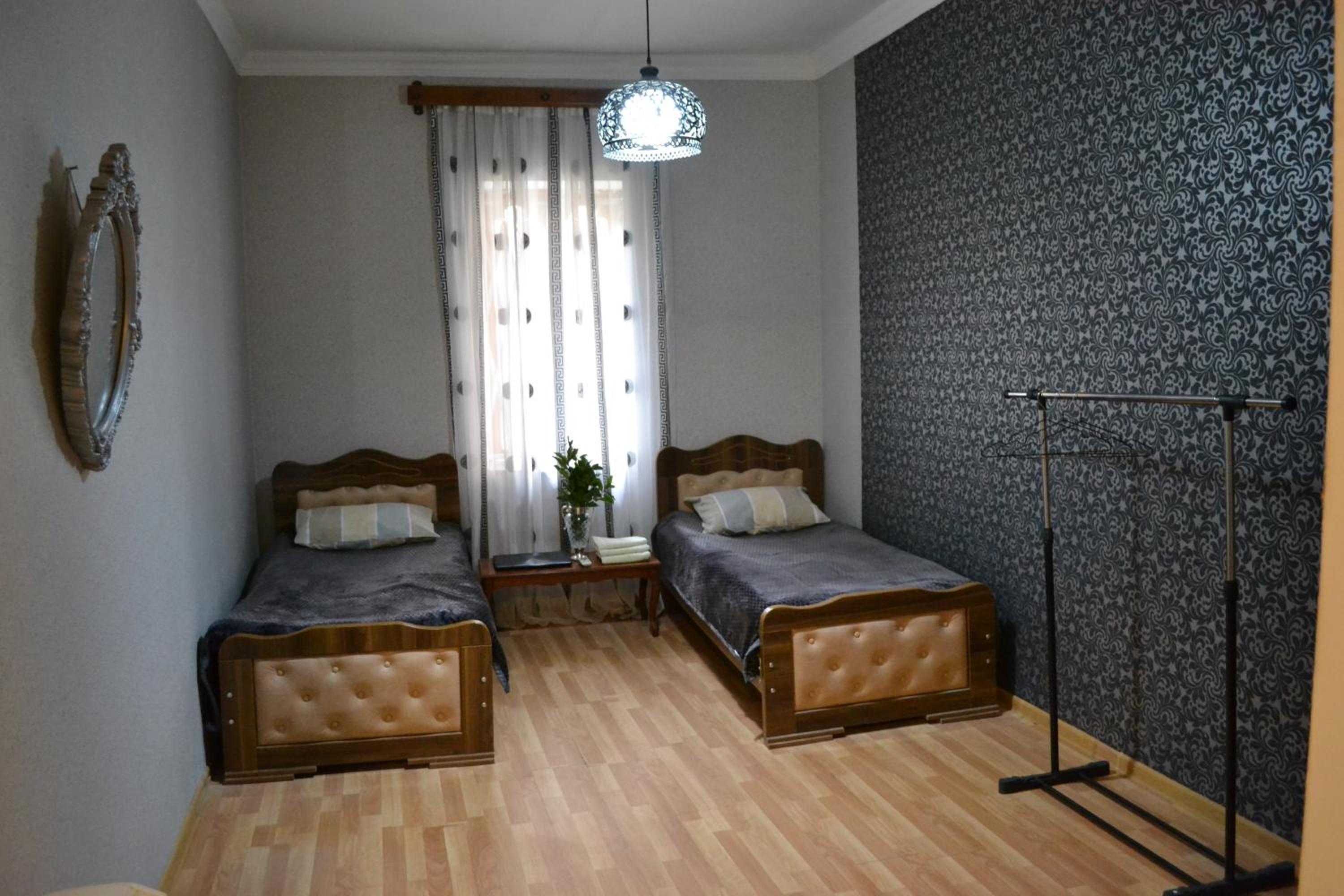 Guest house Amazon view 2