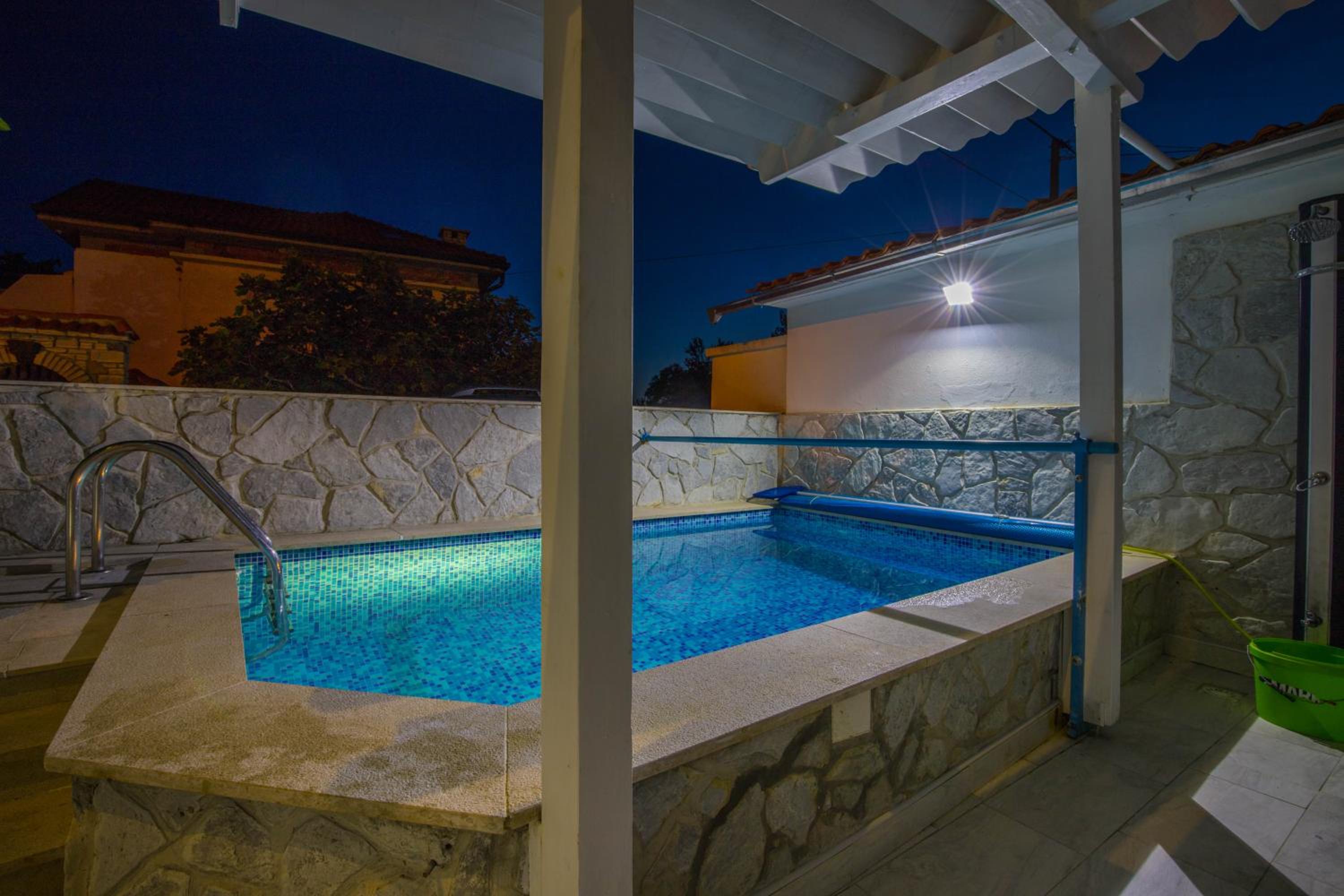 Apartments Lapis