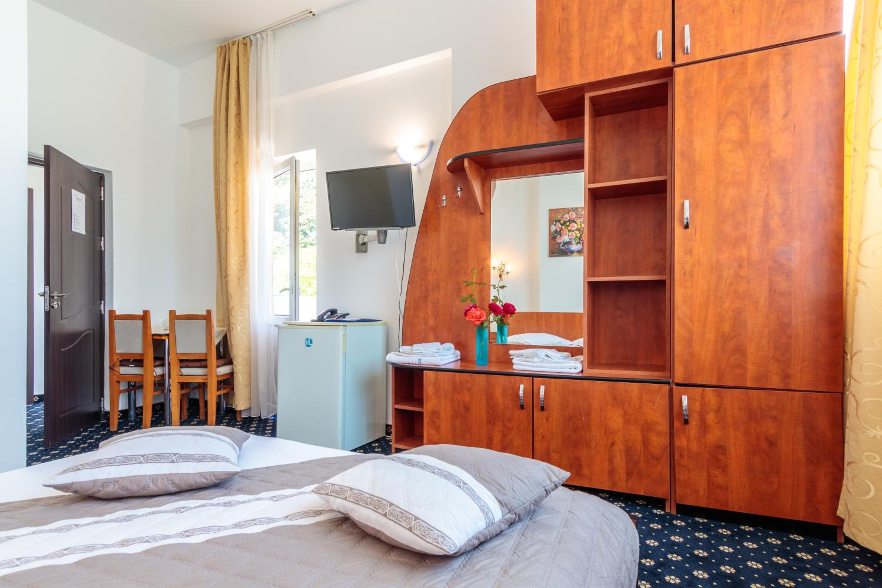 Motel Blue River Calimanesti view 5