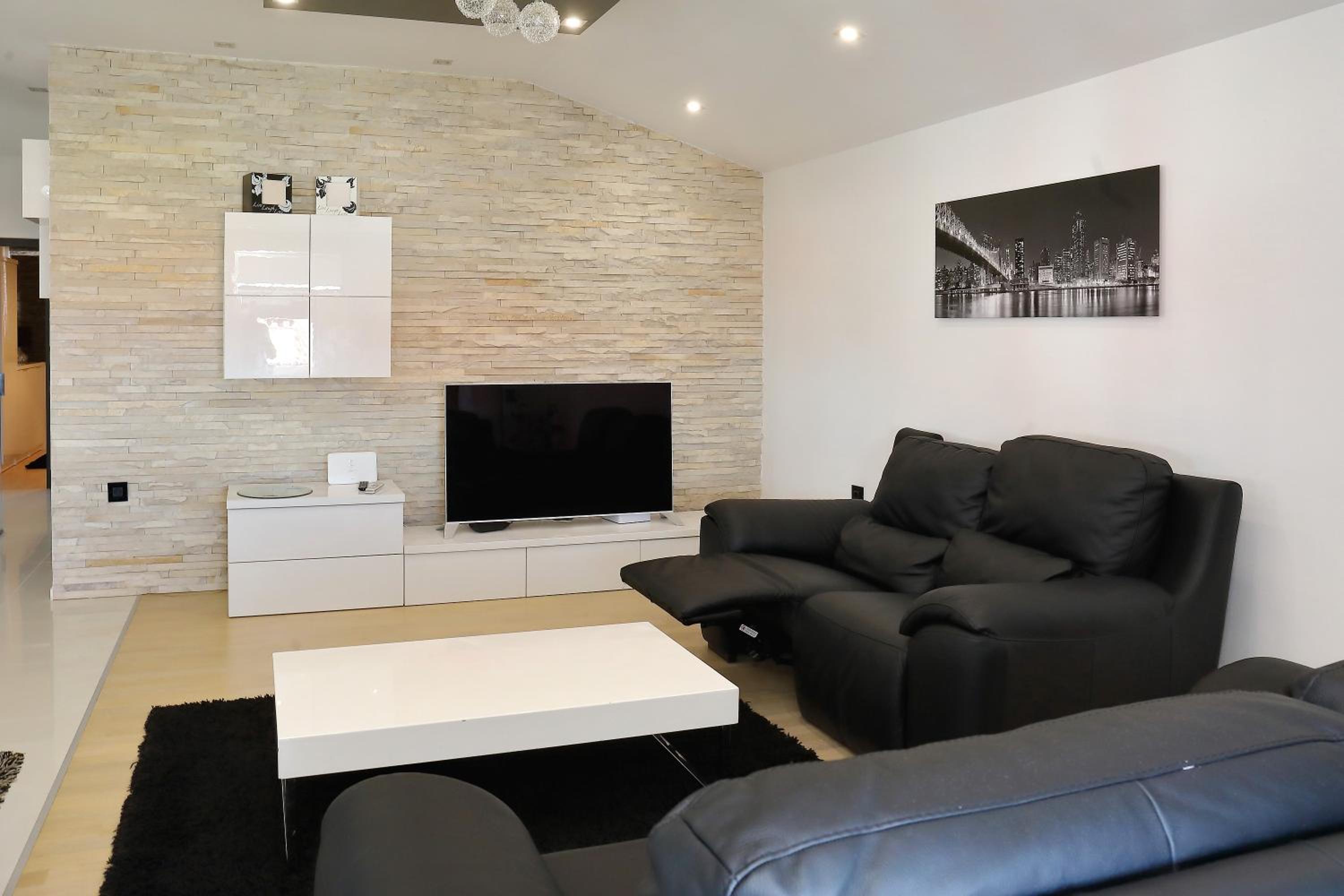 Apartments Neli