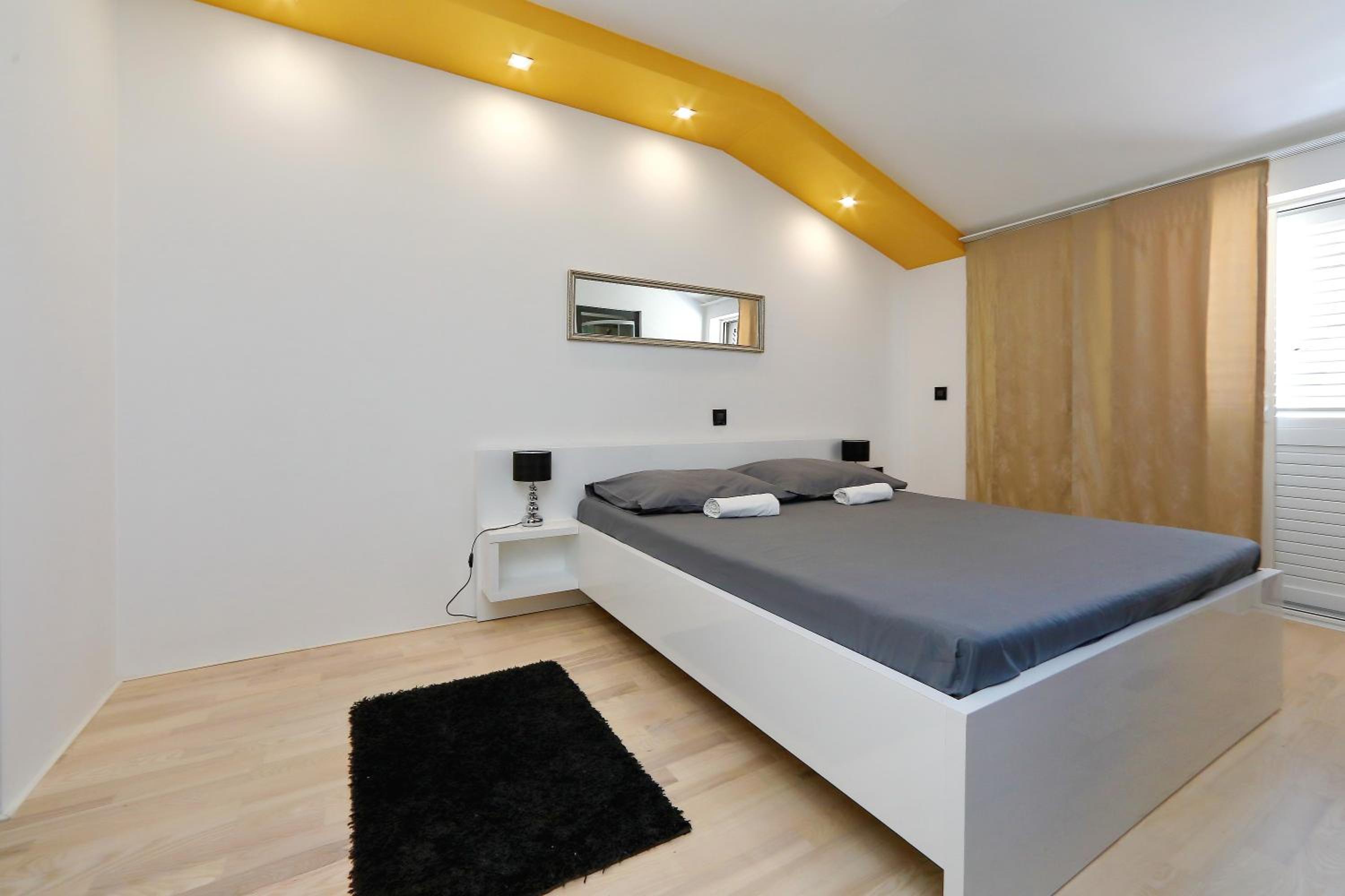 Apartments Neli