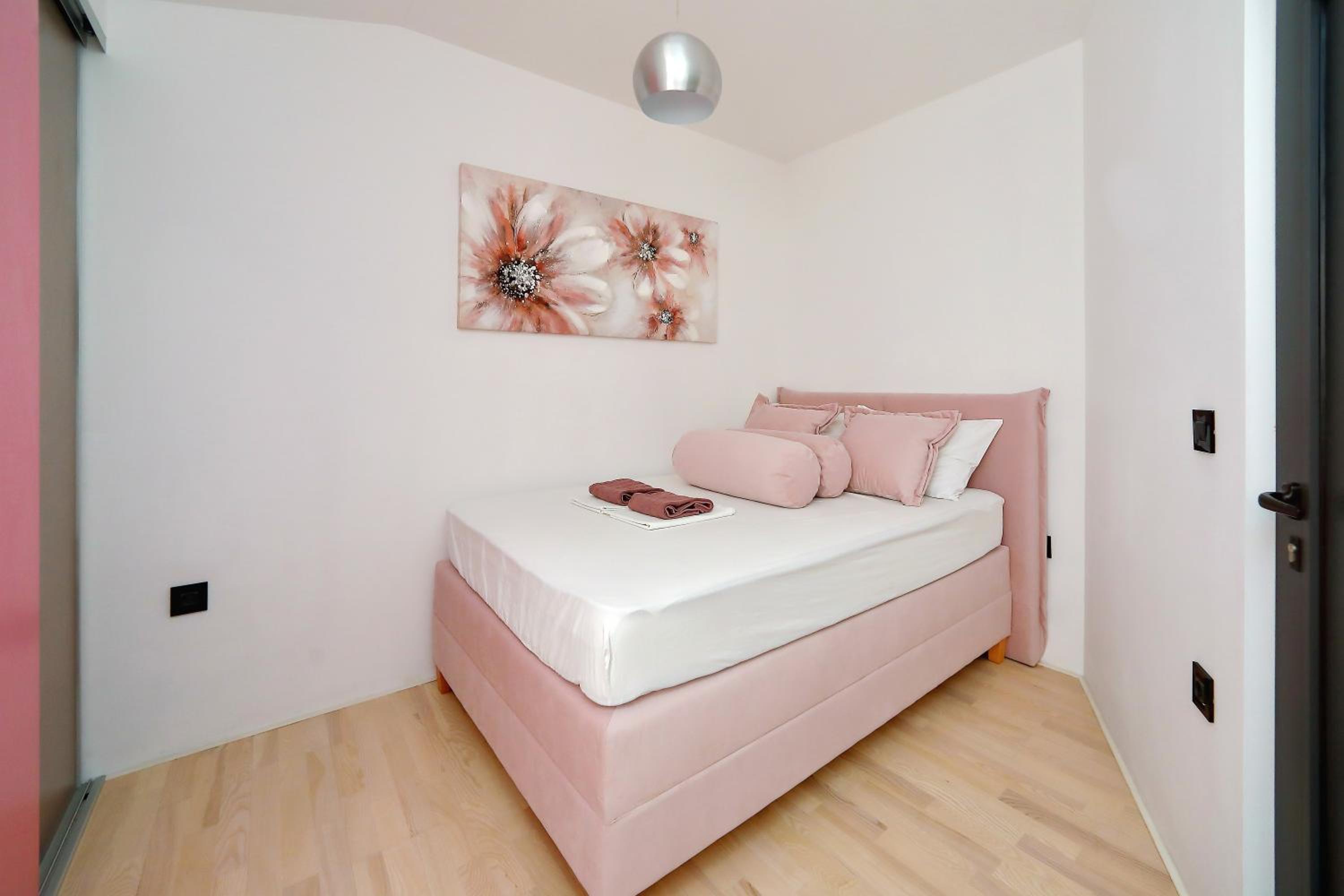 Apartments Neli