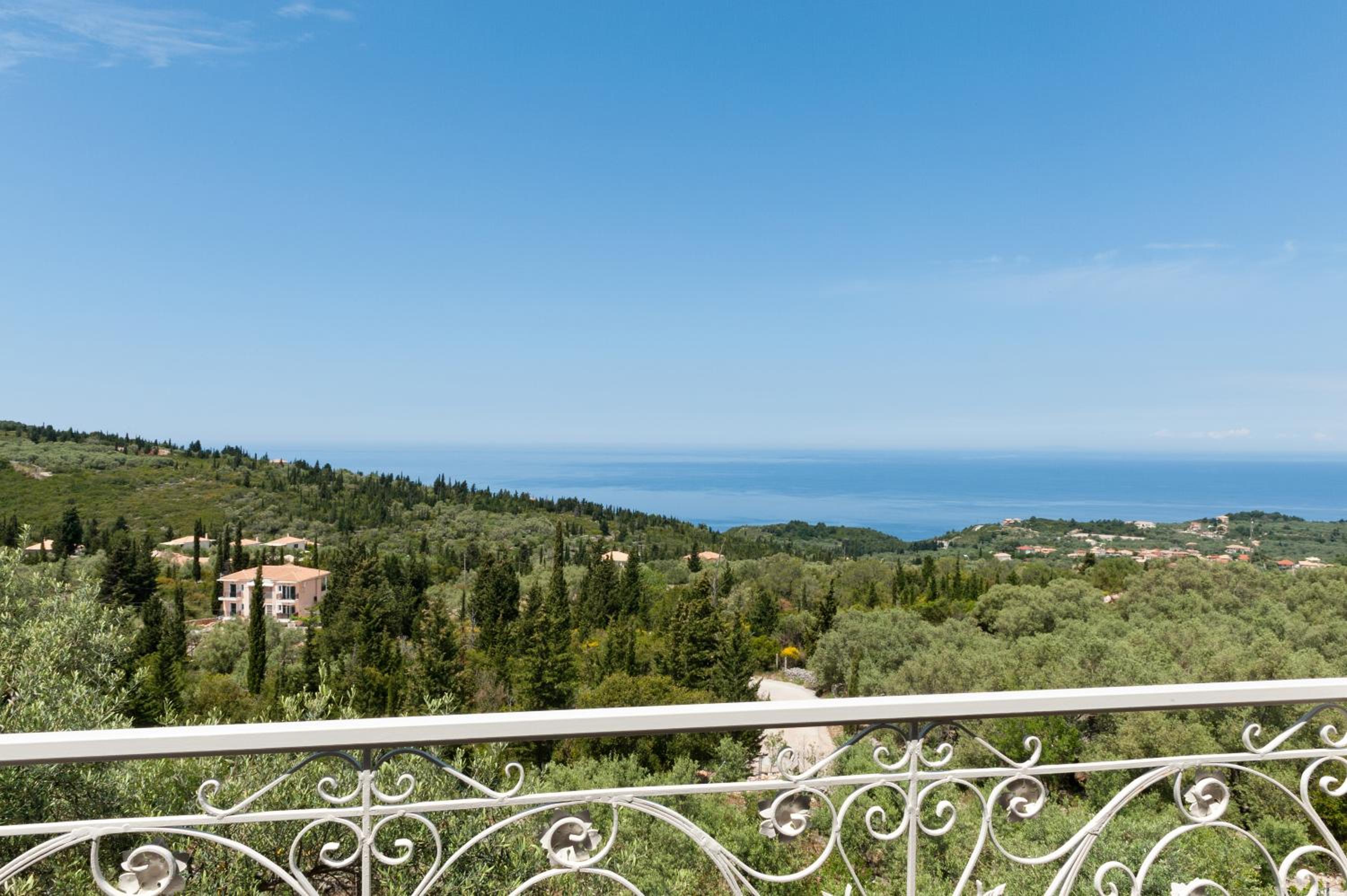 Artblue Villas