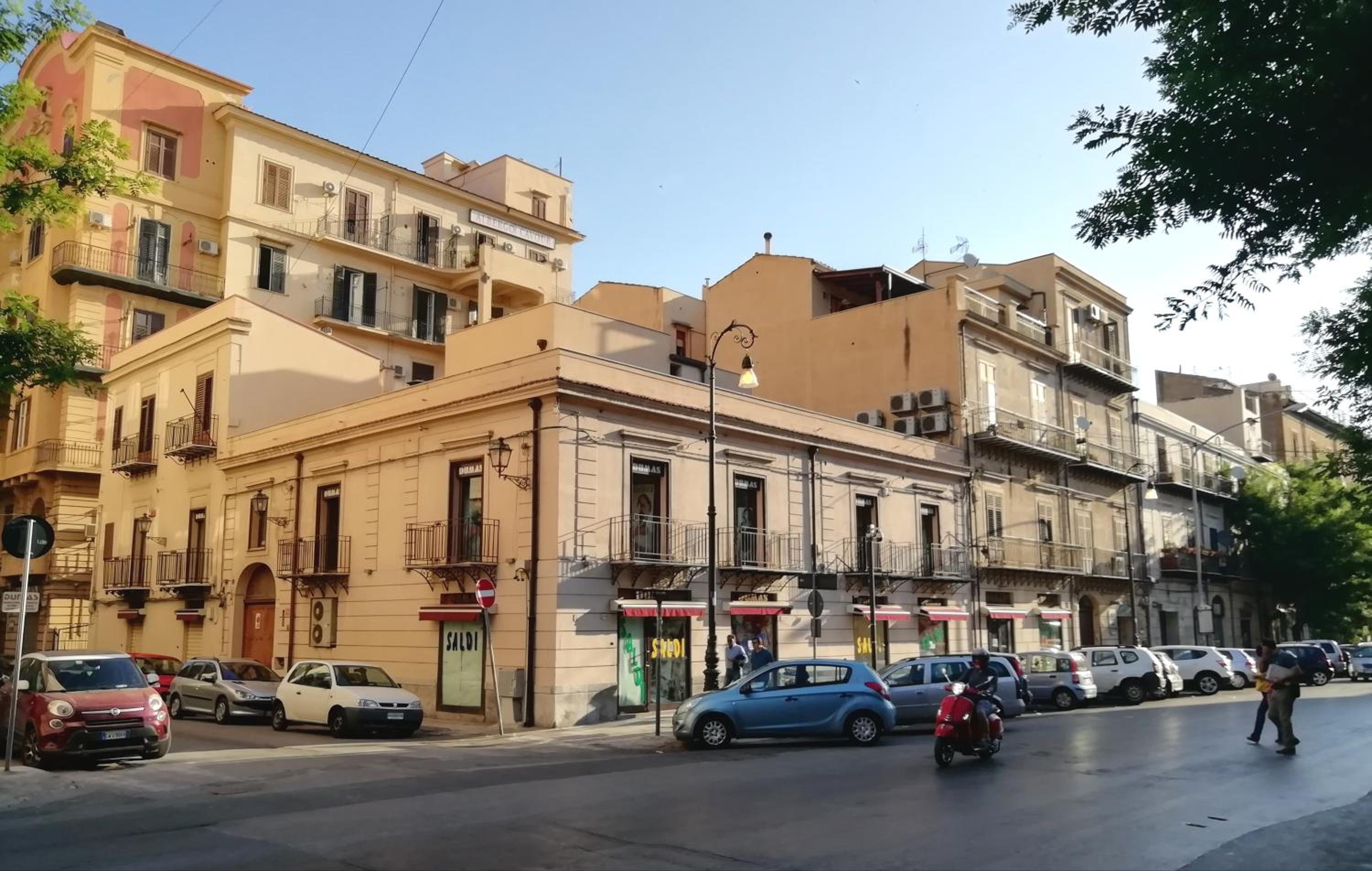 Hotel U-way - Image 1