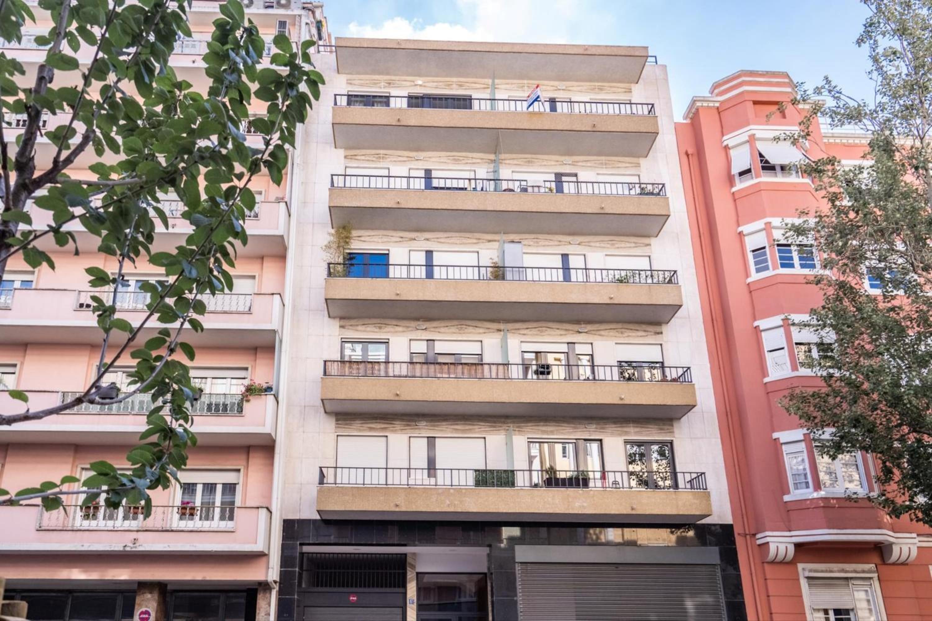 Akicity Lisboa Pearl II