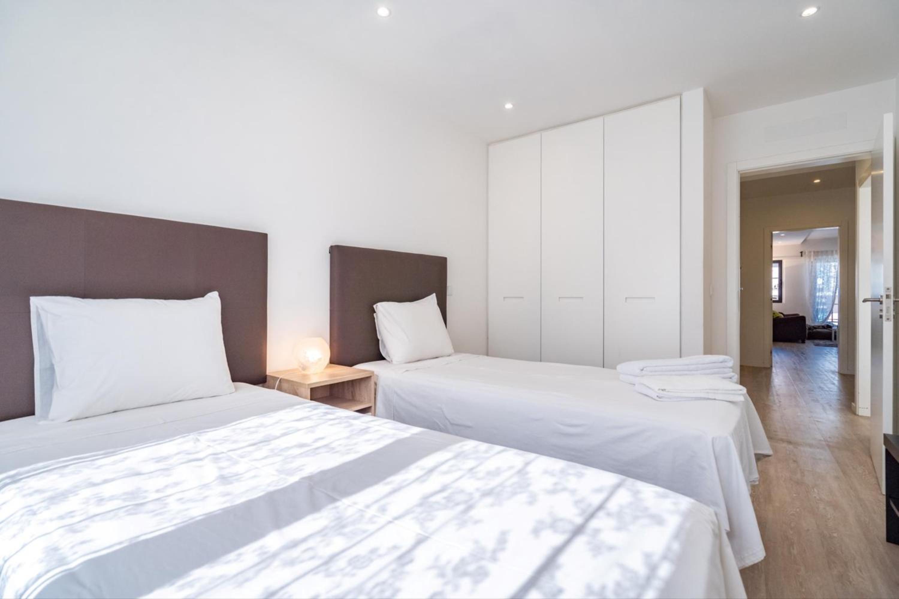 Akicity Lisboa Pearl II