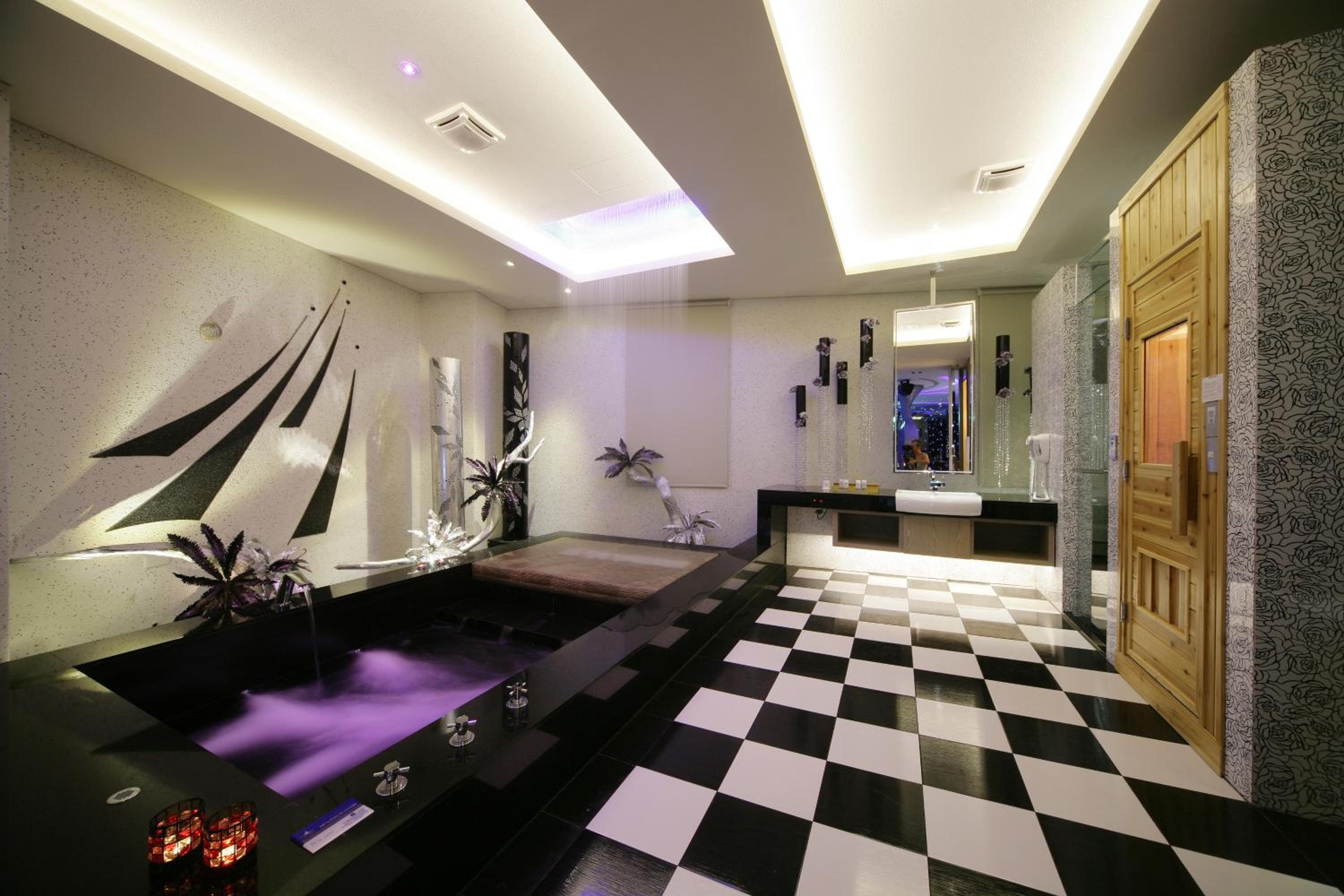 Dubai Villa Motel