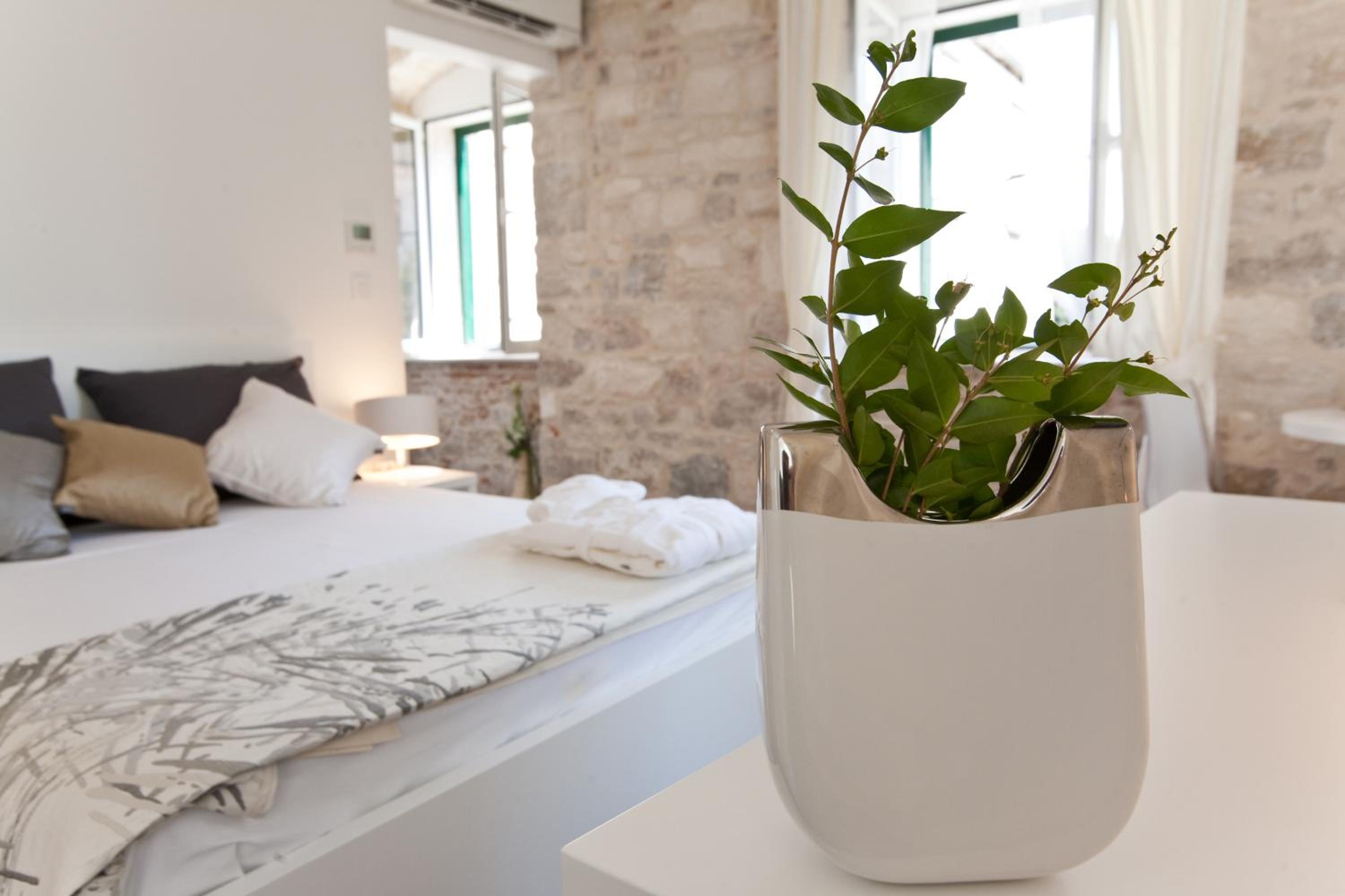 Speruna Luxury Inn