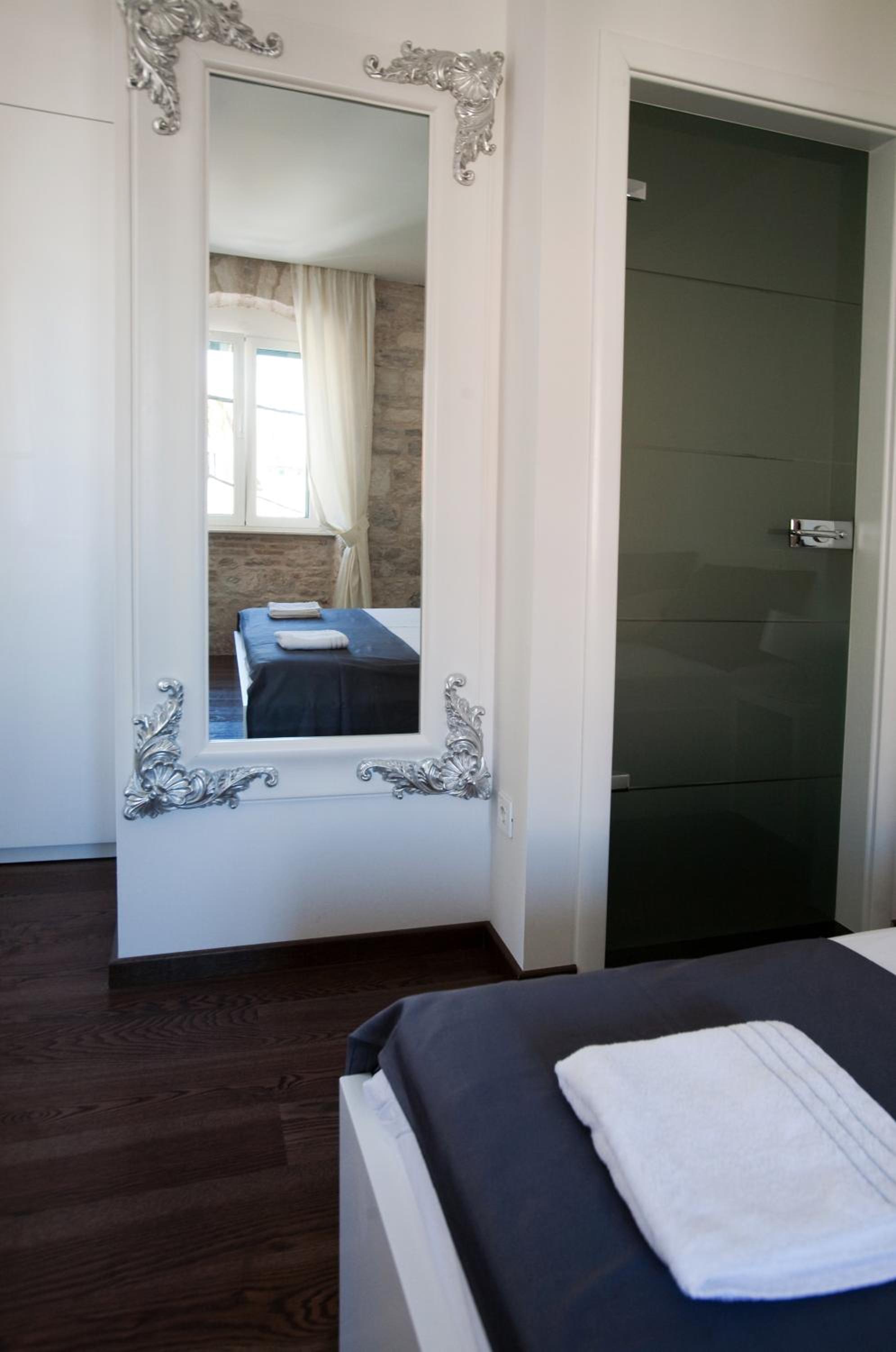 Speruna Luxury Inn