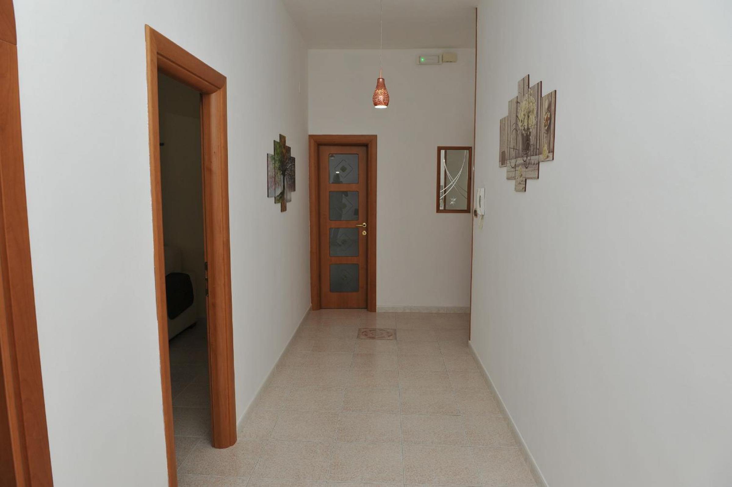 Photo 34